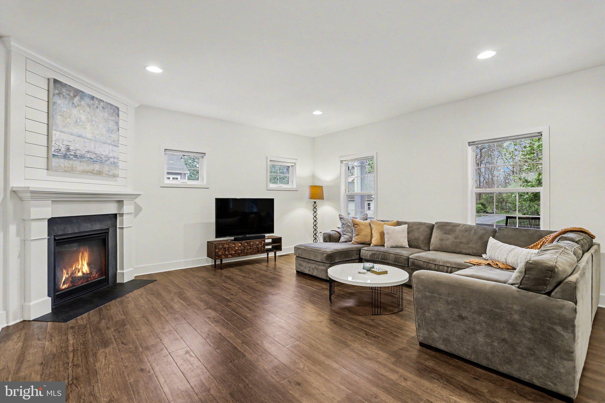 WILLOW BEND FARM - Residential