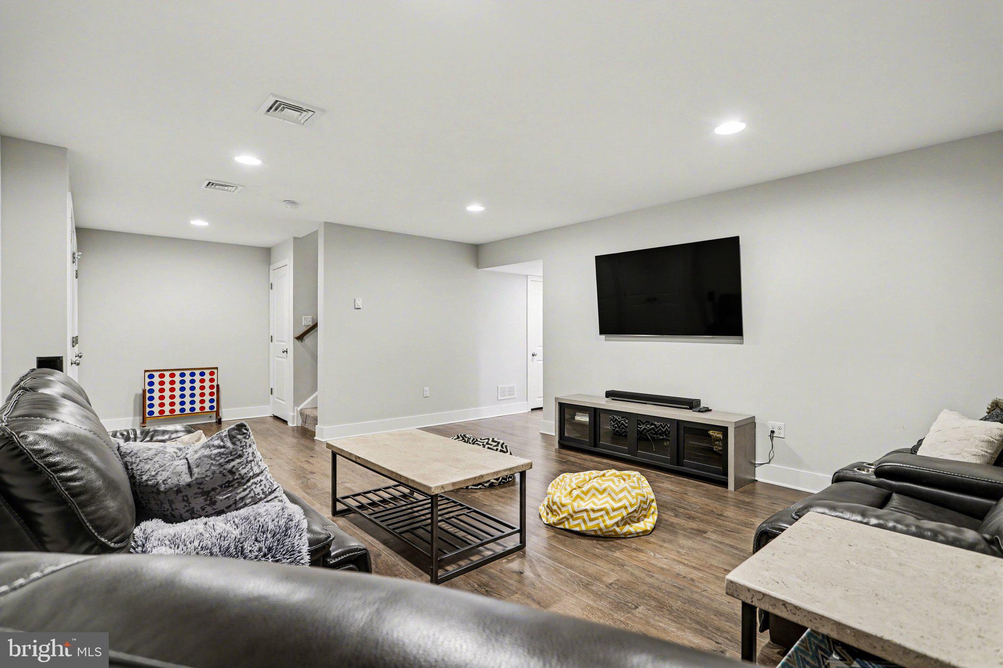 WILLOW BEND FARM - Residential