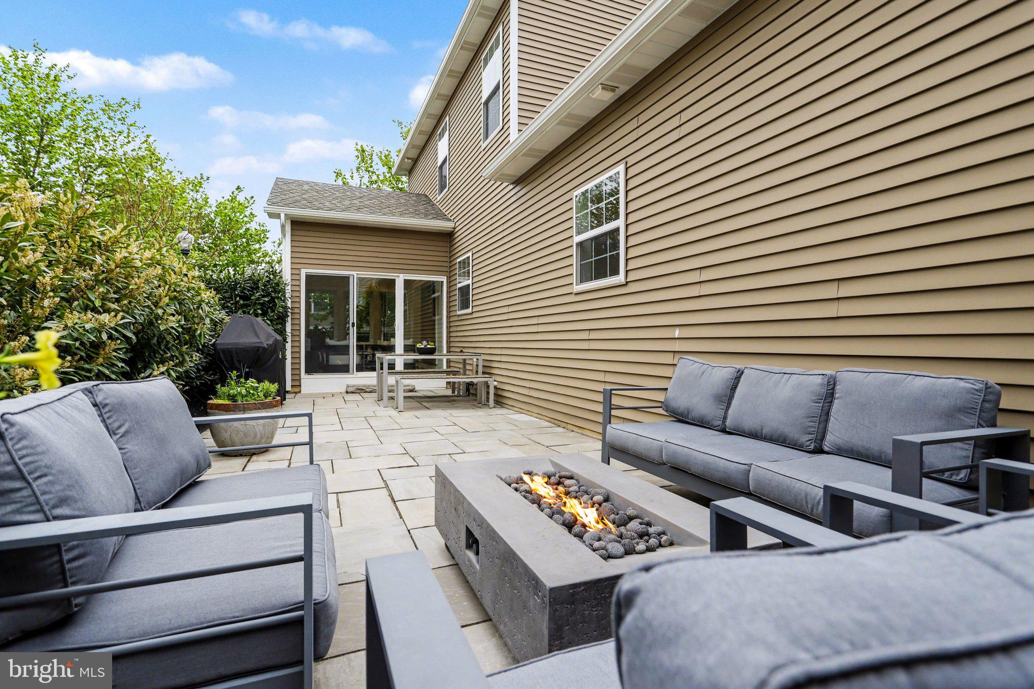 WILLOW BEND FARM - Residential