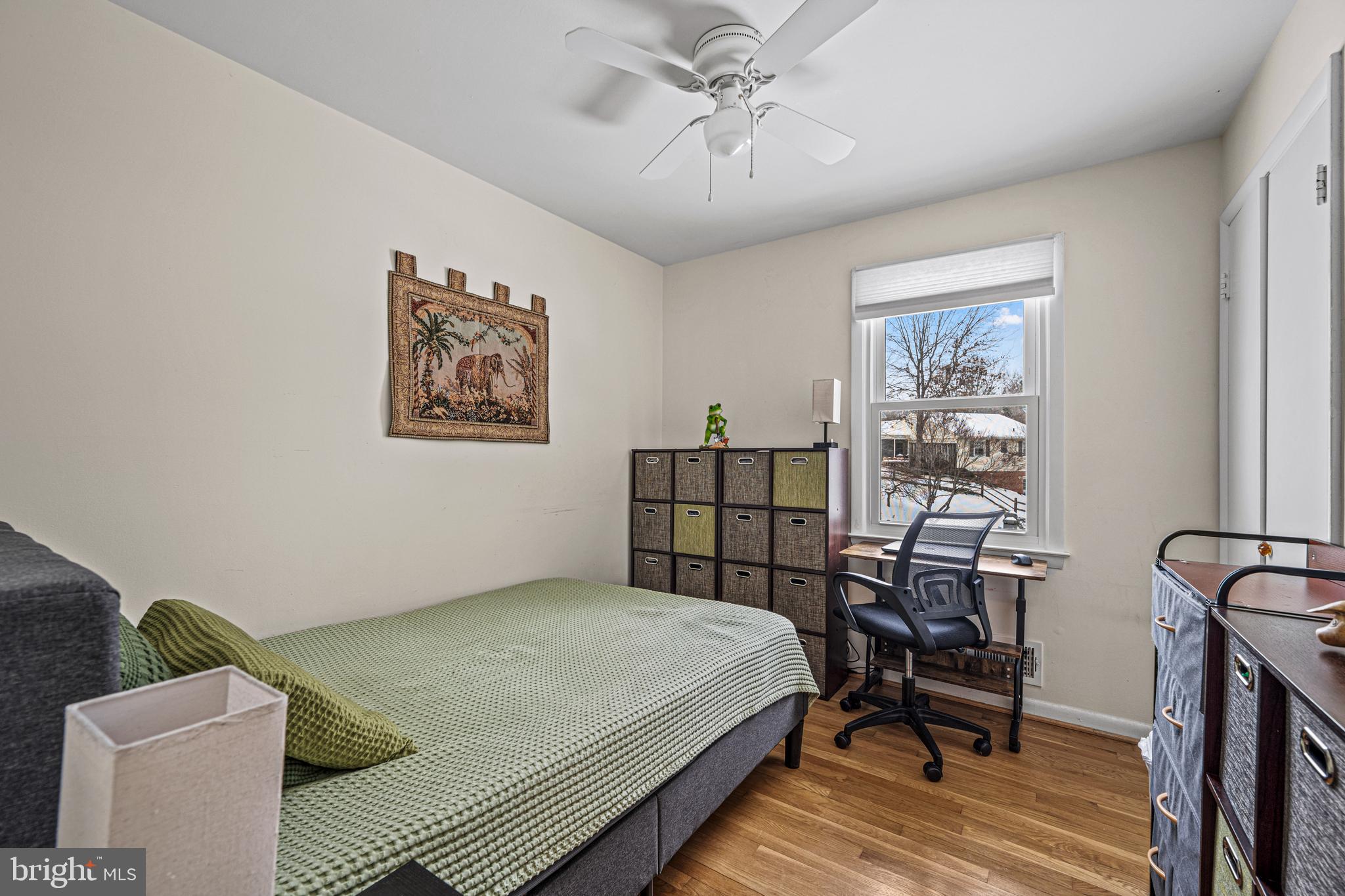 BROOKVILLE KNOLLS - Residential