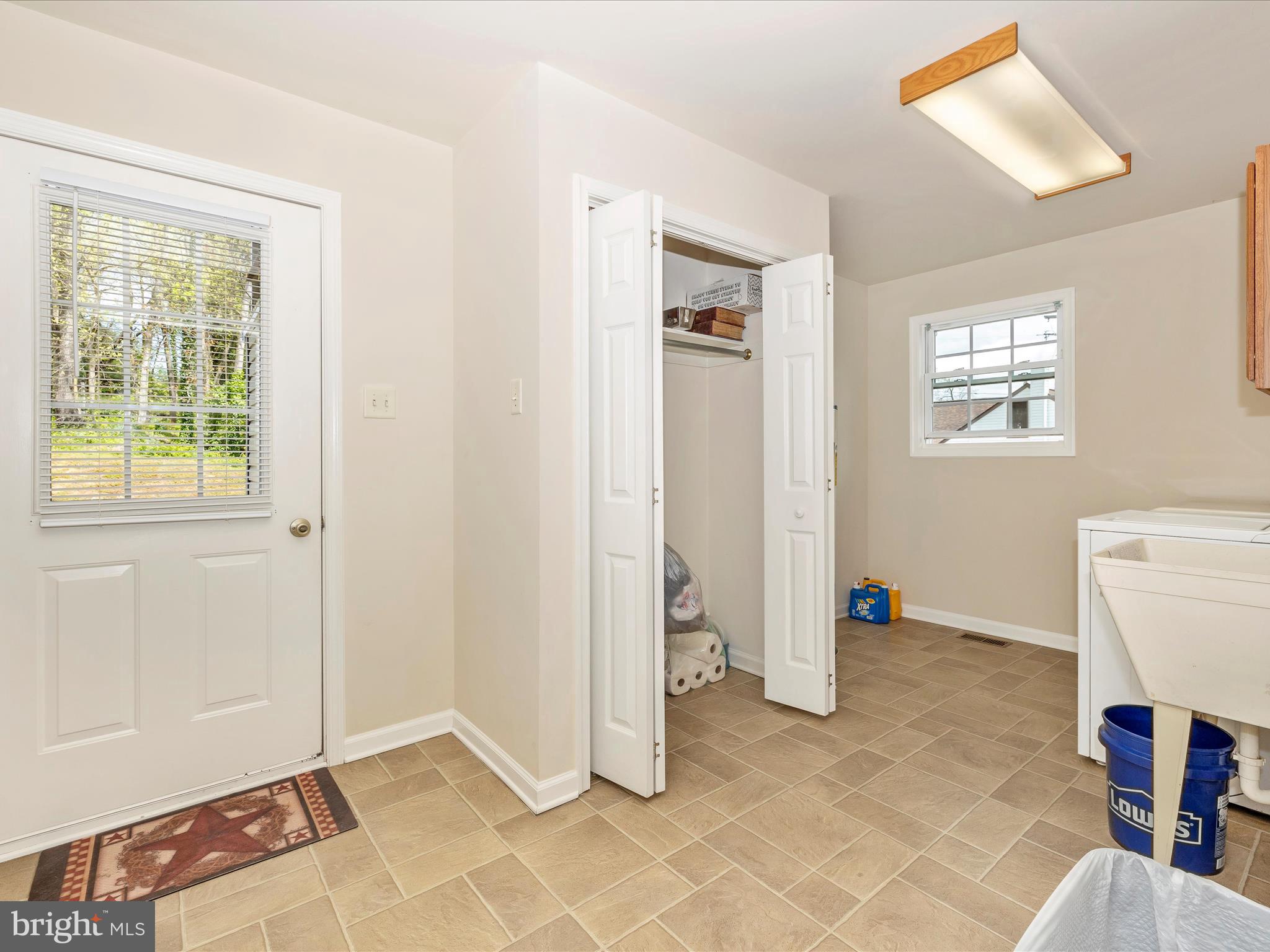 SHARPSBURG - Residential