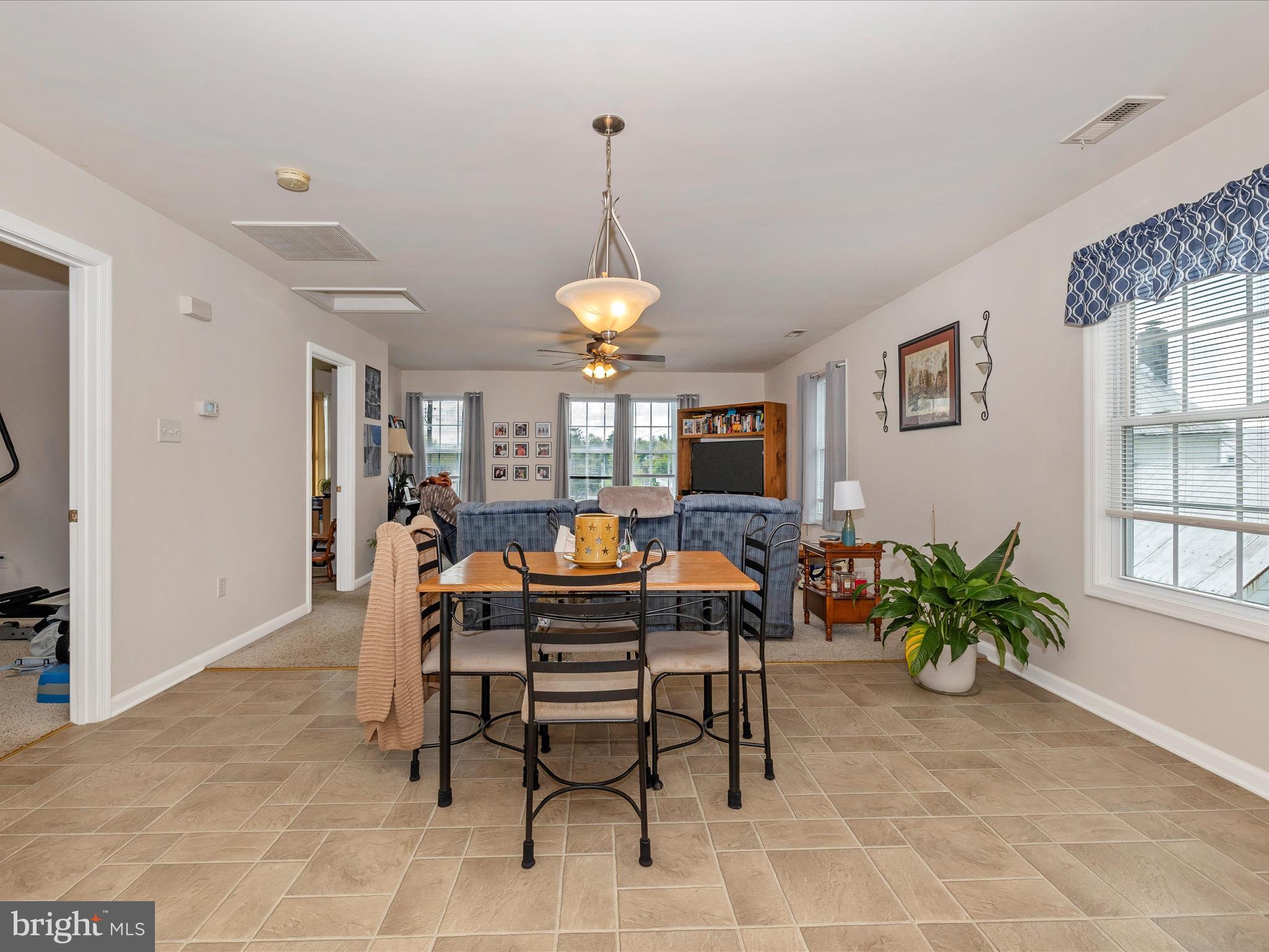 SHARPSBURG - Residential