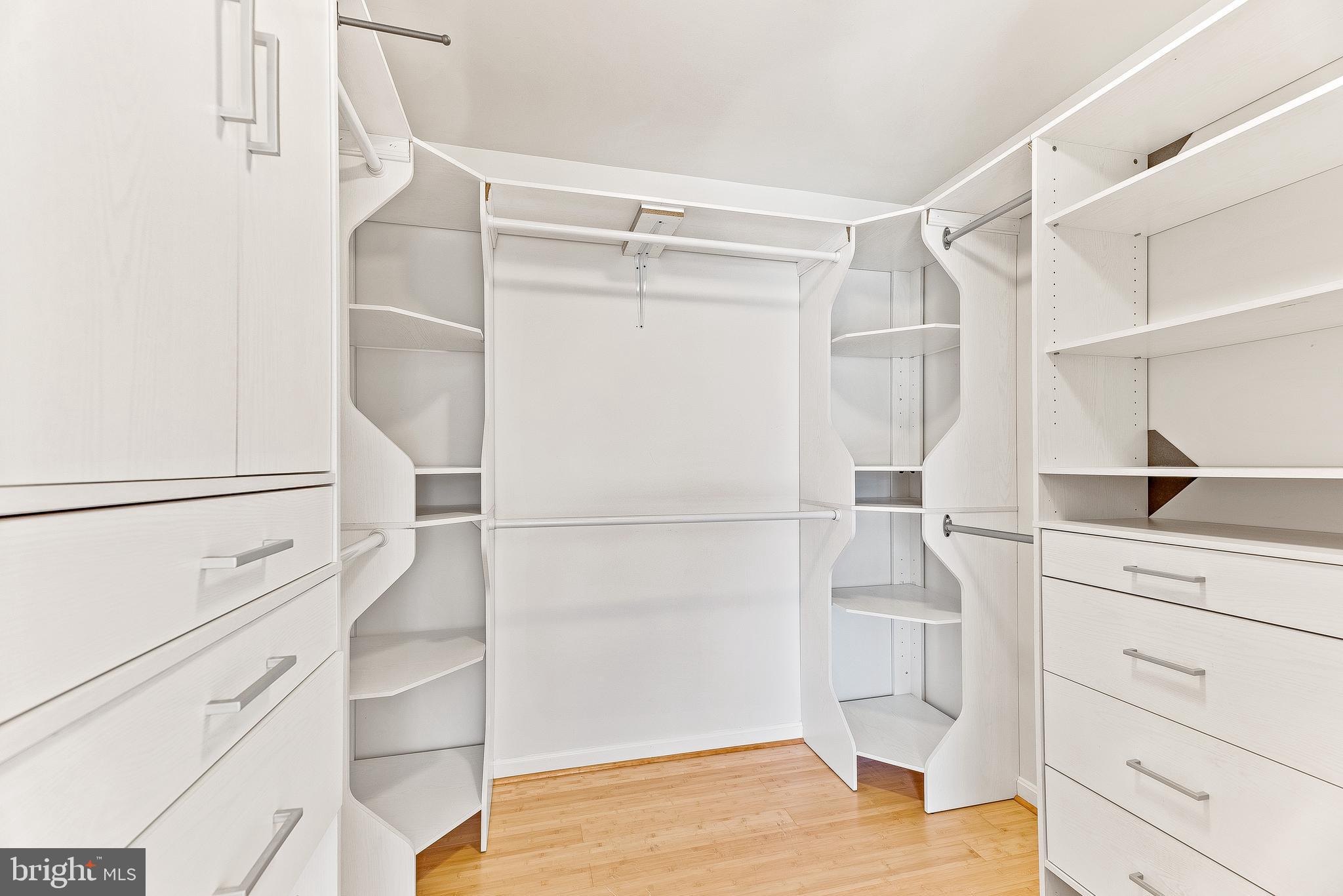 ST INIGOES SHORES - Residential