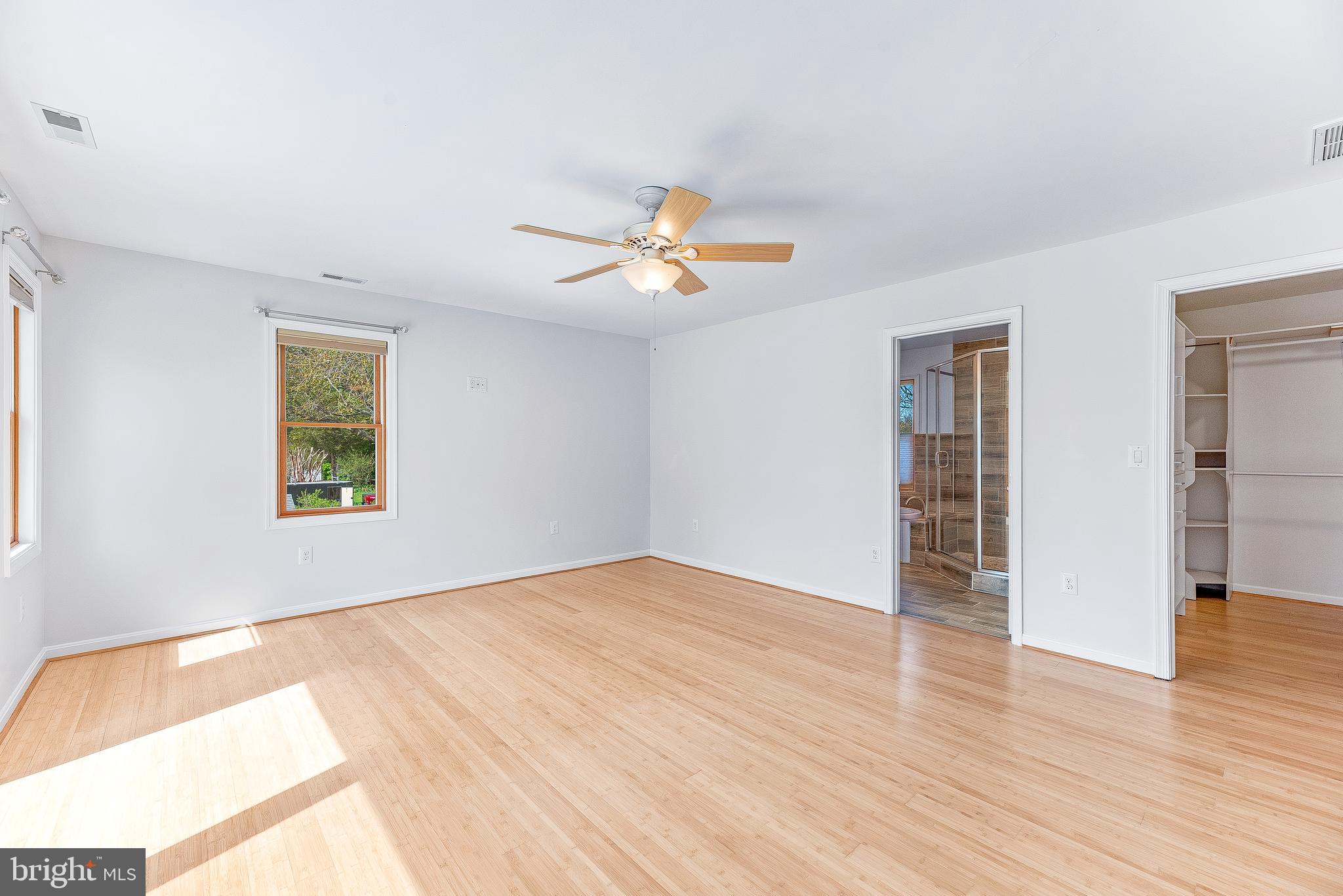 ST INIGOES SHORES - Residential