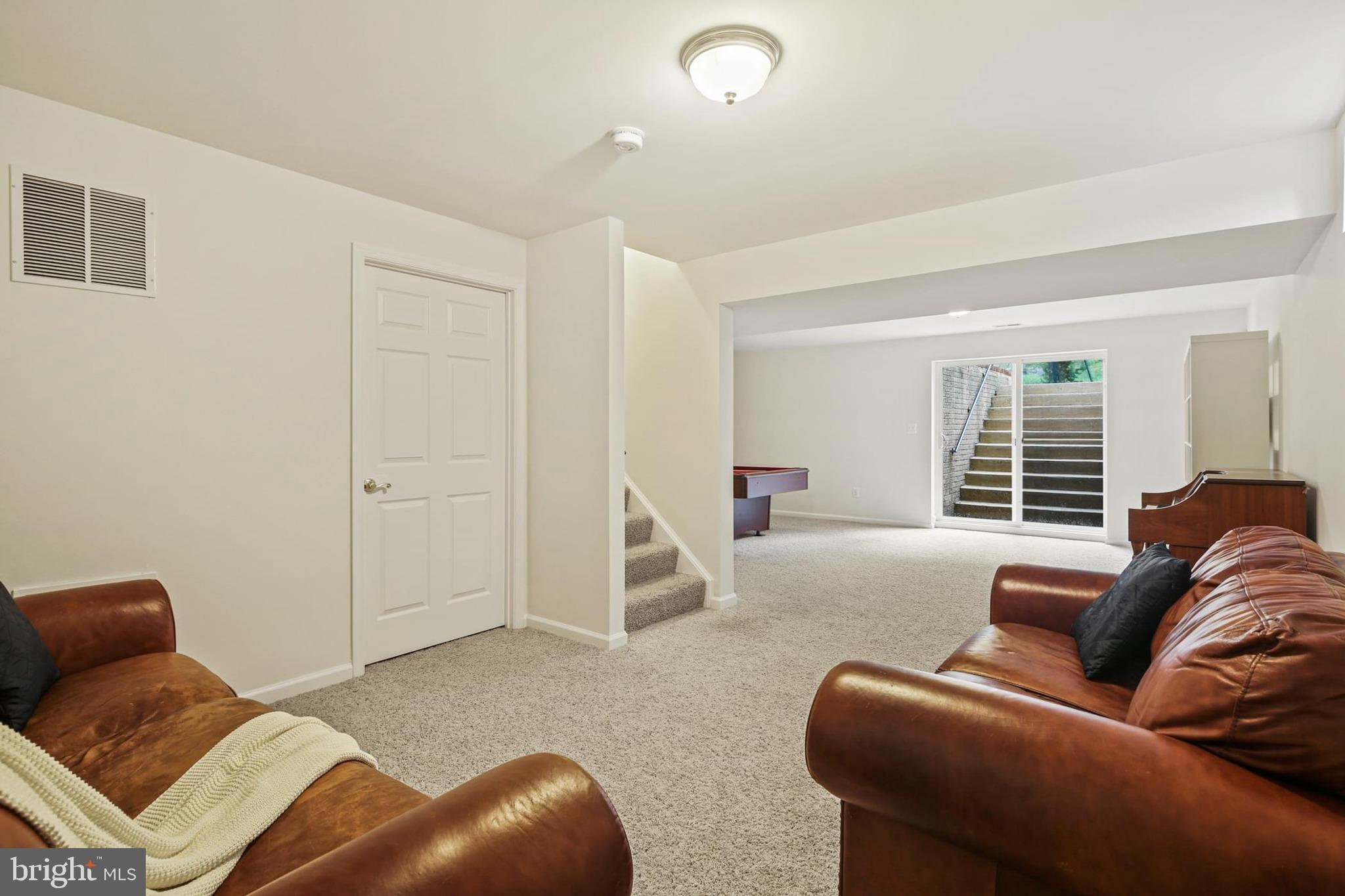 CASCADE OVERLOOK - Residential