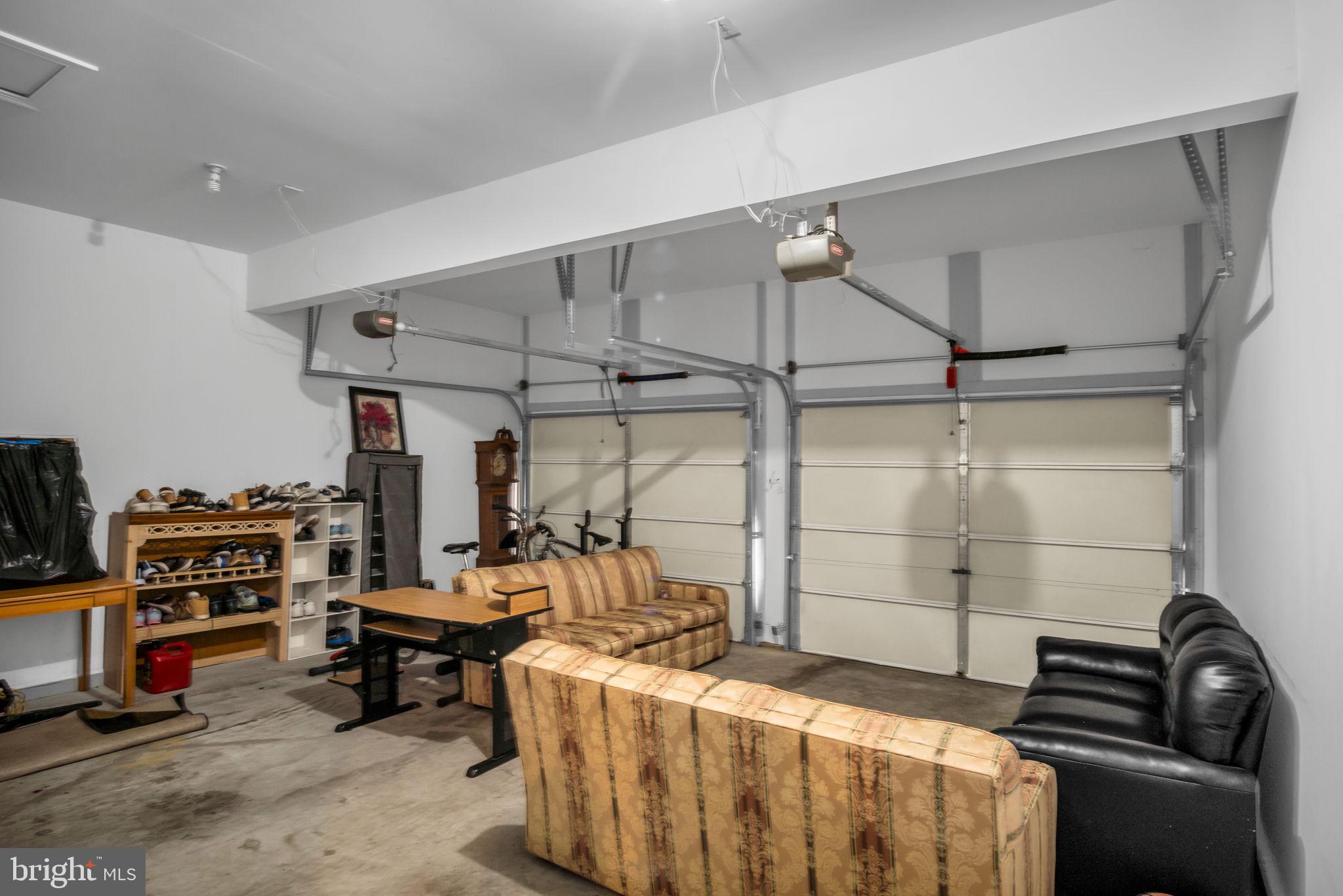 ARBOR GREENE - Residential