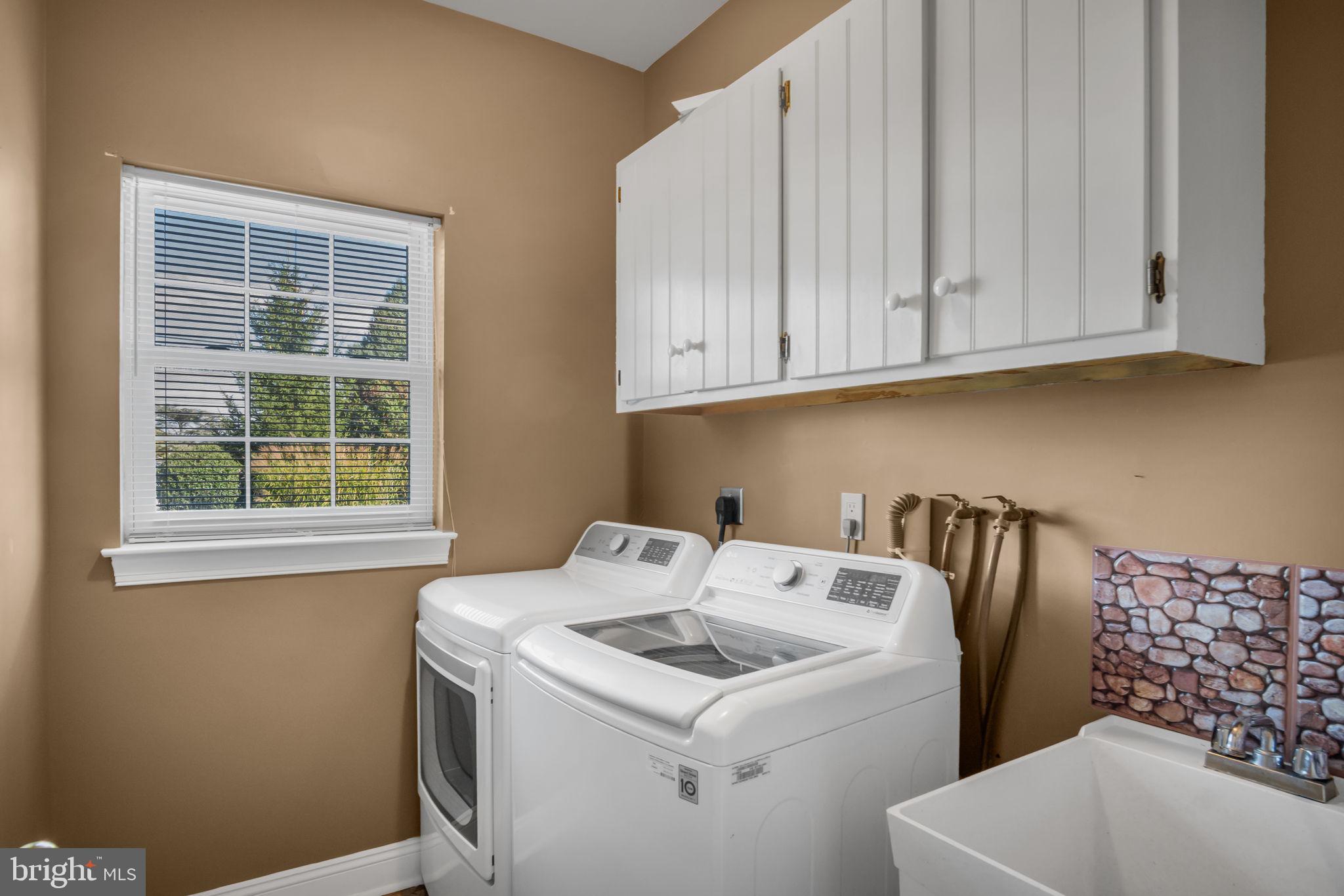 ARBOR GREENE - Residential