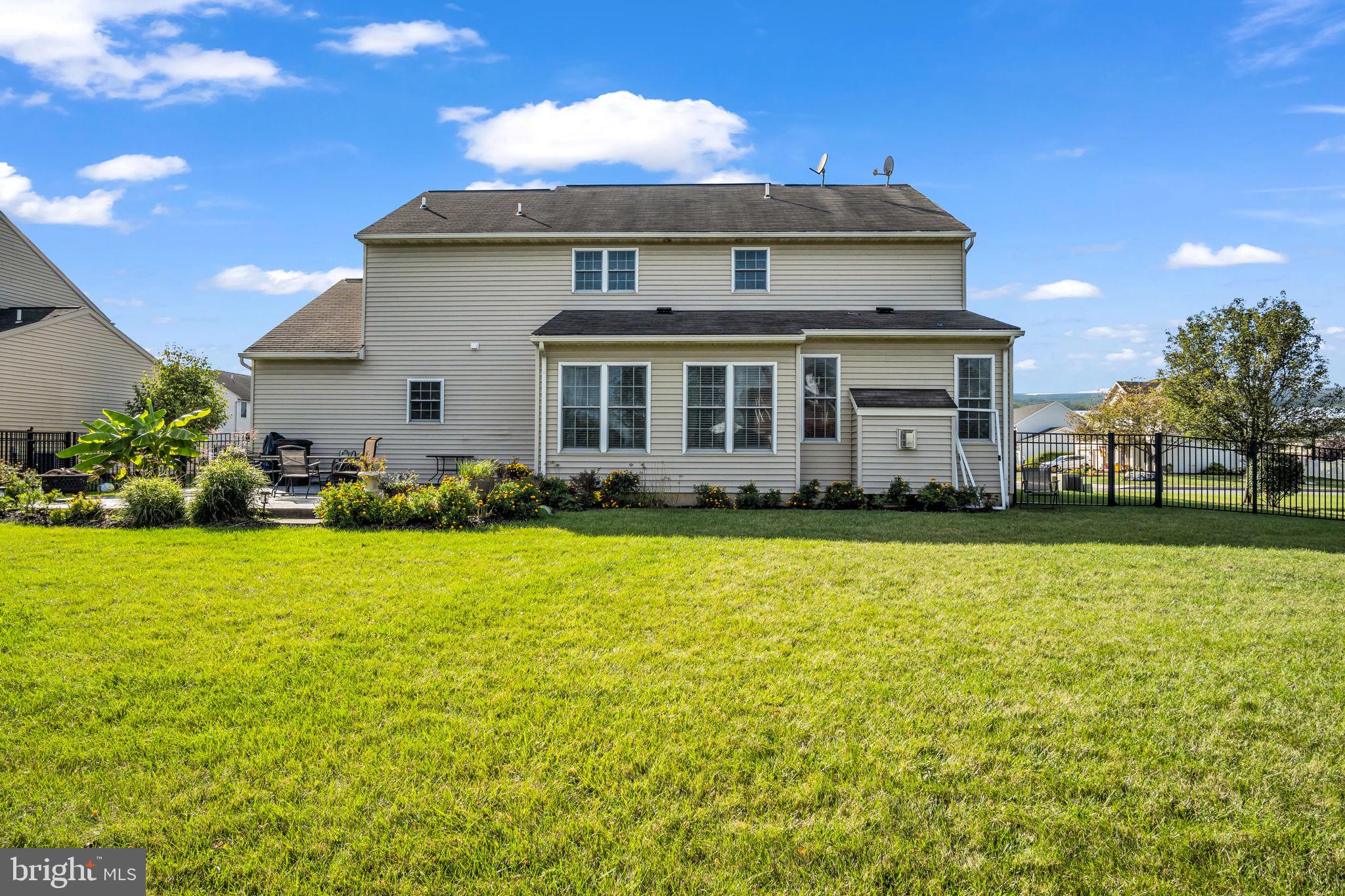 ARBOR GREENE - Residential