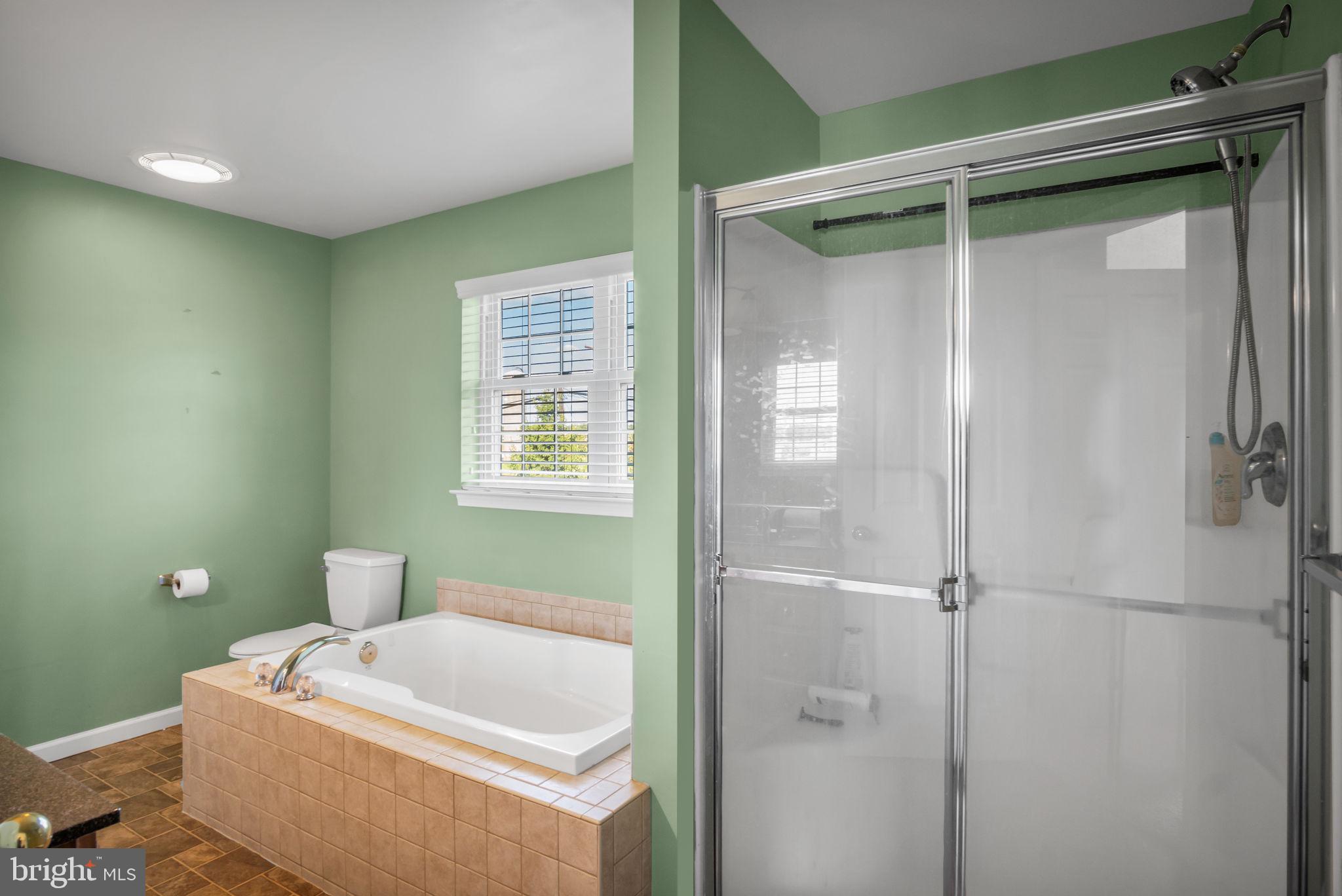 ARBOR GREENE - Residential