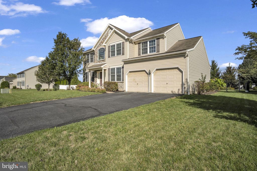 Photo of 470 Sweetwater Dr L-0120, PALMYRA, PA 17078 (MLS # PALN2023220)