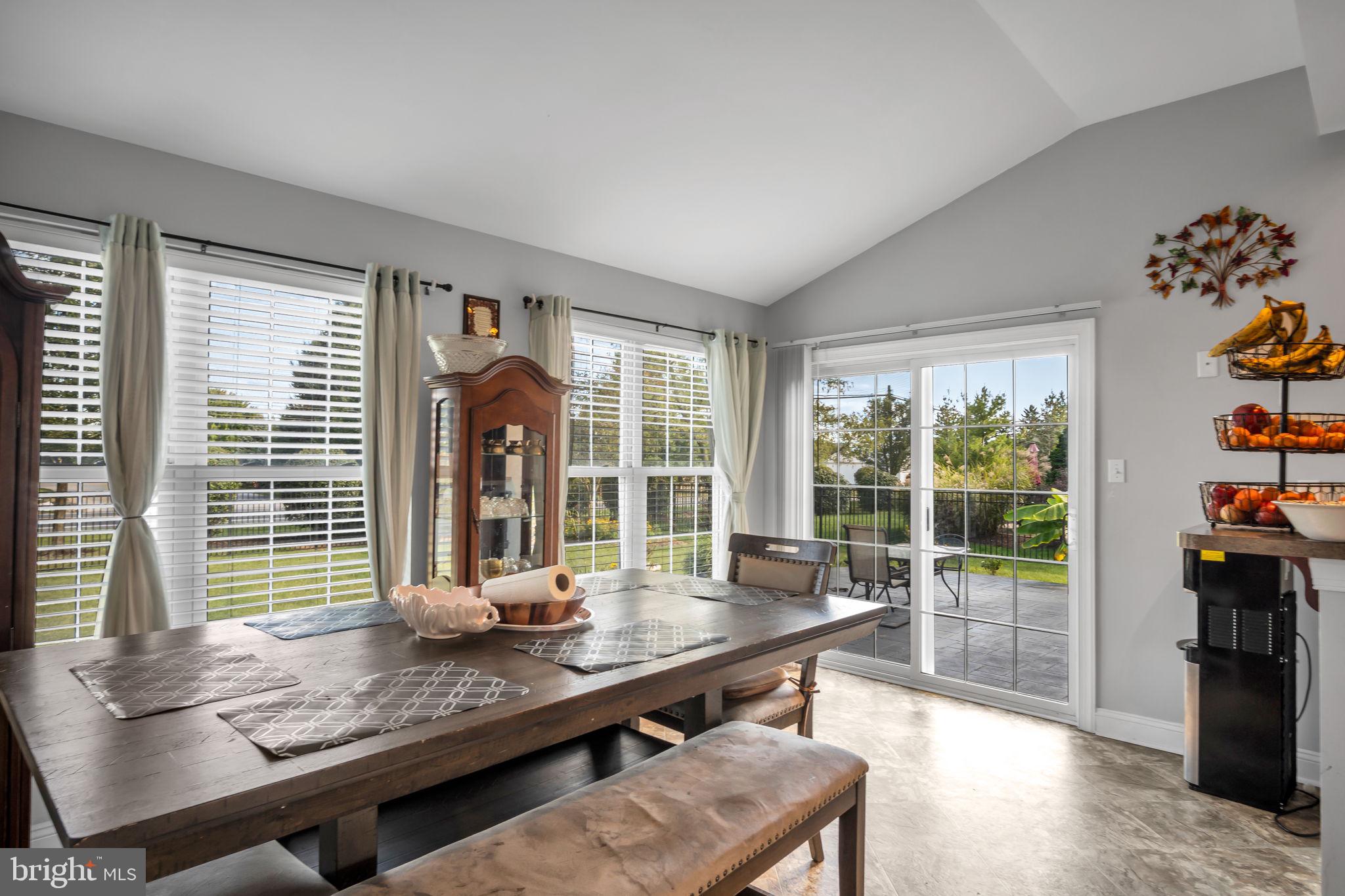 ARBOR GREENE - Residential