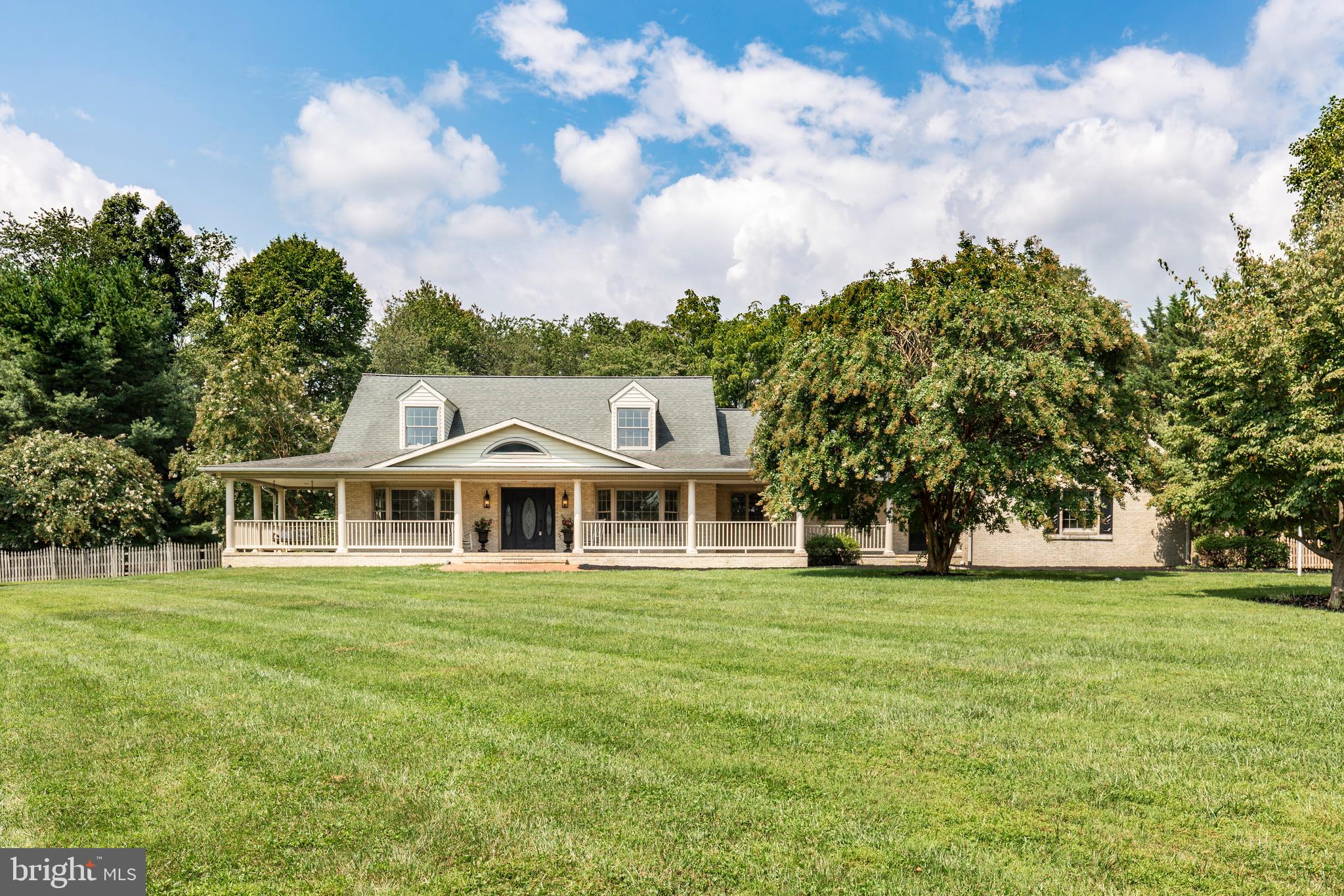 HAMPSTEAD - Residential