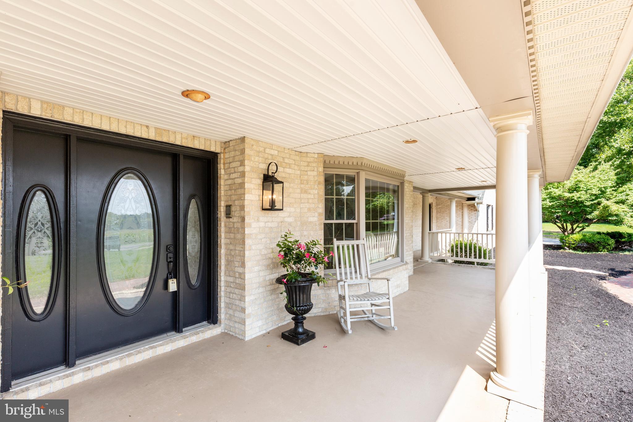 HAMPSTEAD - Residential