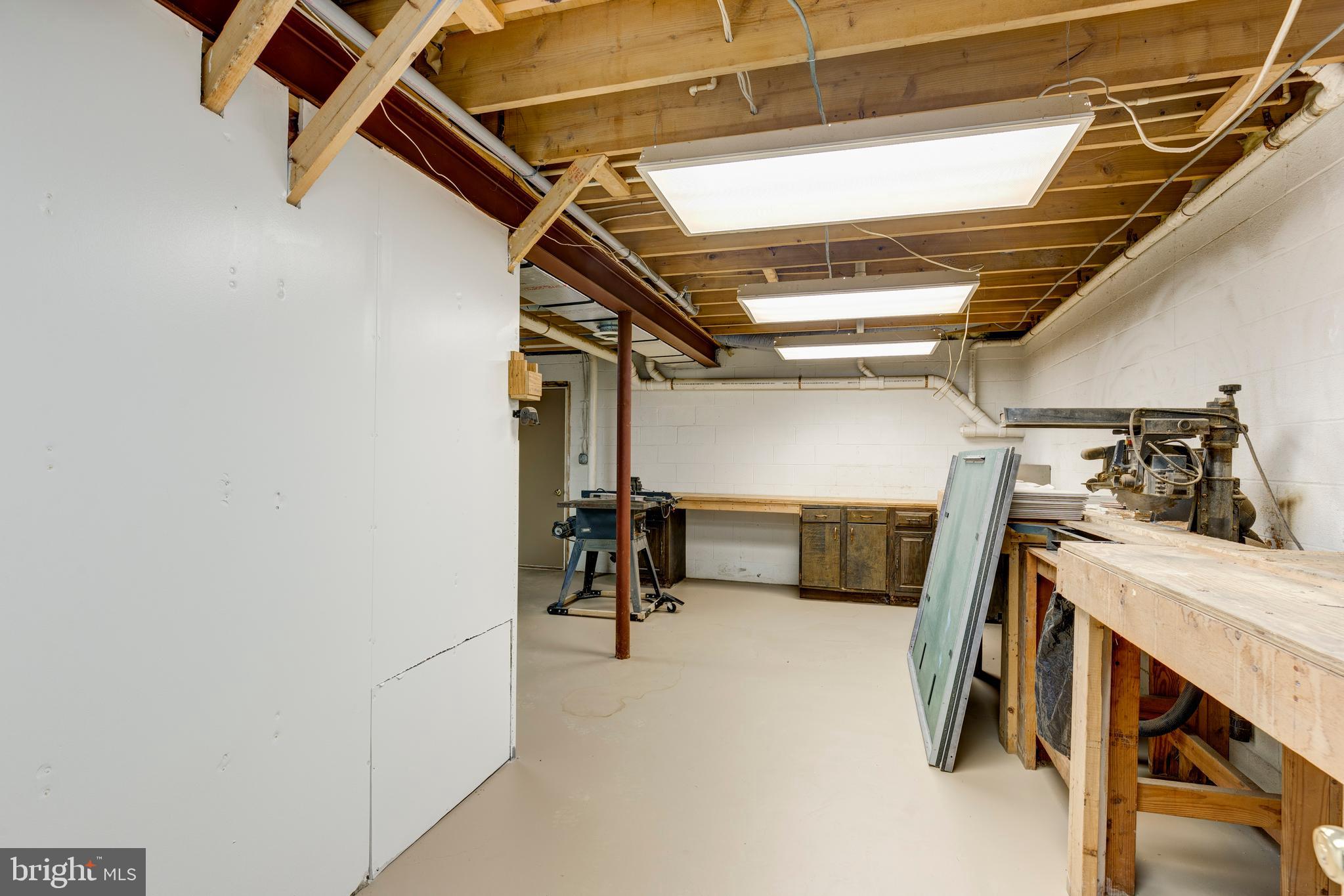 HAMPSTEAD - Residential