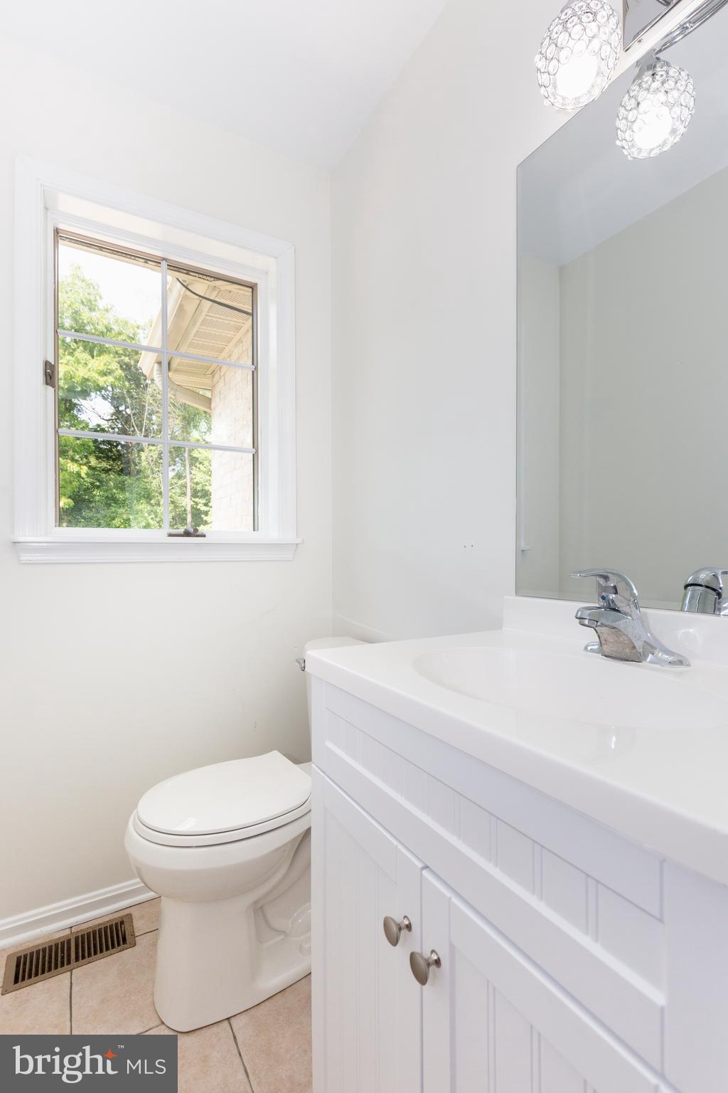 HAMPSTEAD - Residential