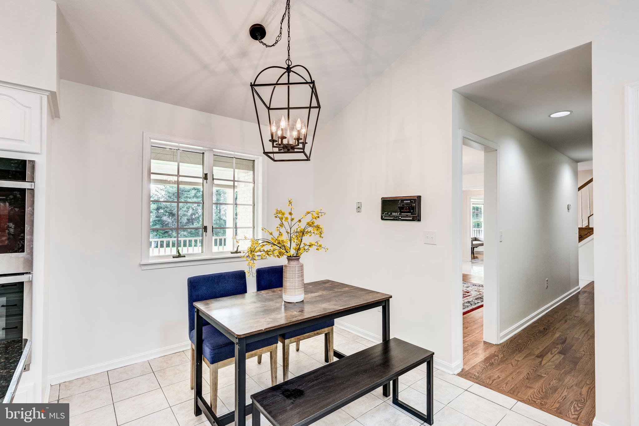 HAMPSTEAD - Residential