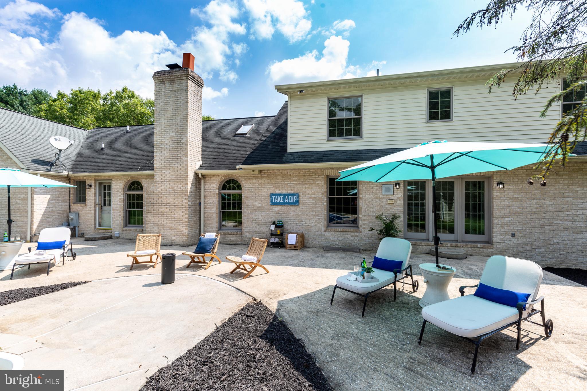 HAMPSTEAD - Residential