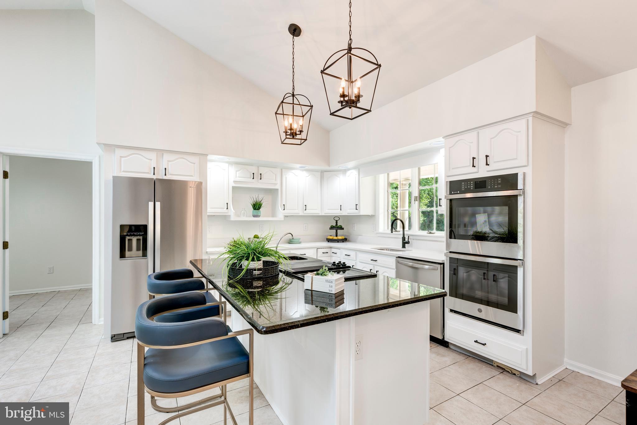 HAMPSTEAD - Residential