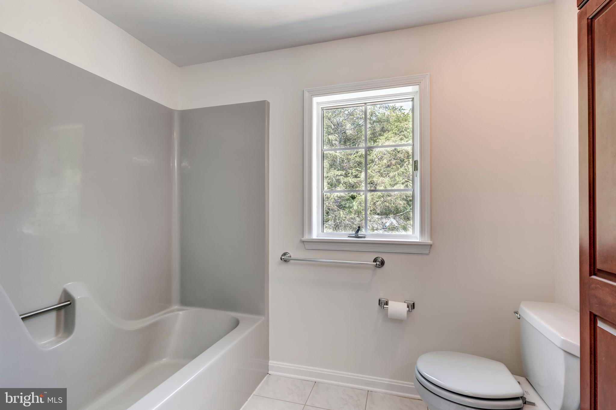 HAMPSTEAD - Residential