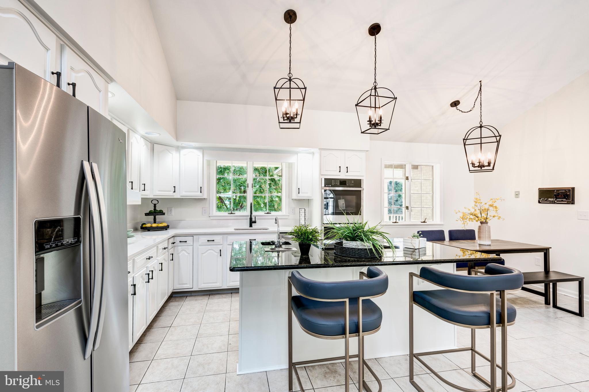 HAMPSTEAD - Residential