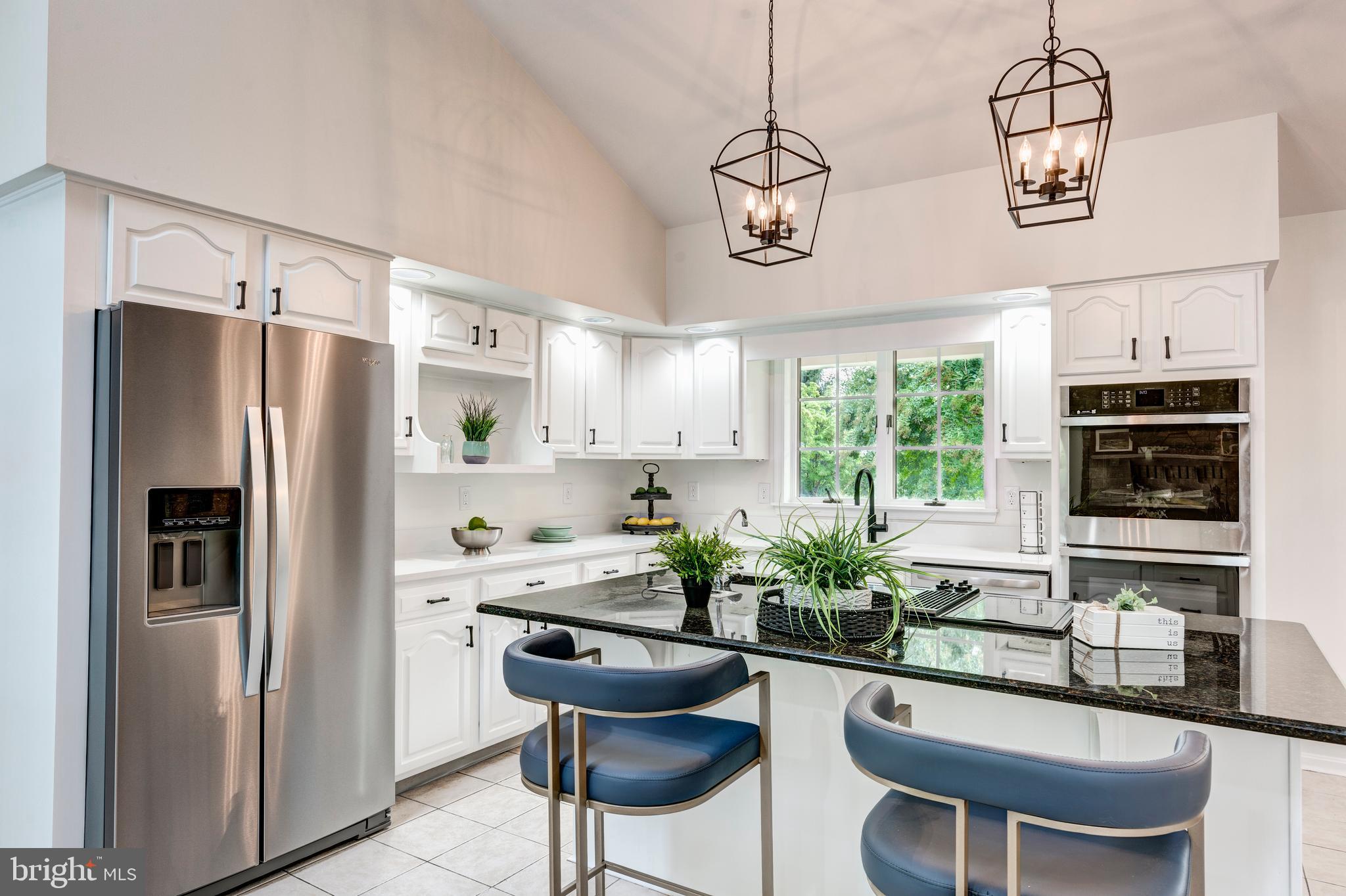 HAMPSTEAD - Residential