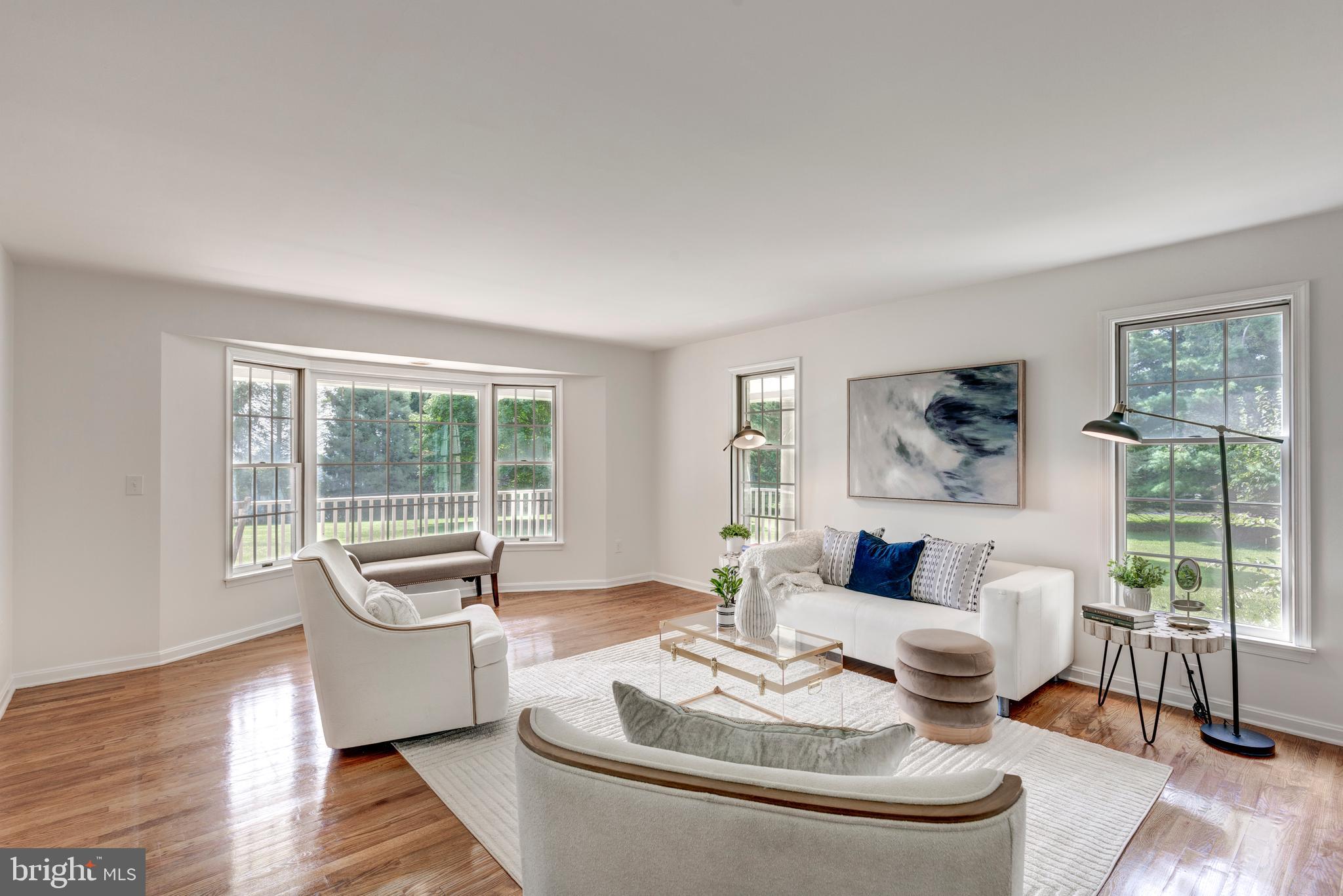 HAMPSTEAD - Residential