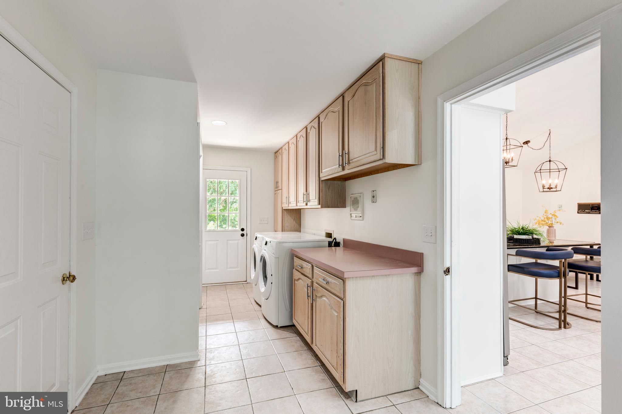 HAMPSTEAD - Residential