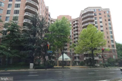 7500 Woodmont Avenue Unit S511, Bethesda, MD MLS: MDMC2157096