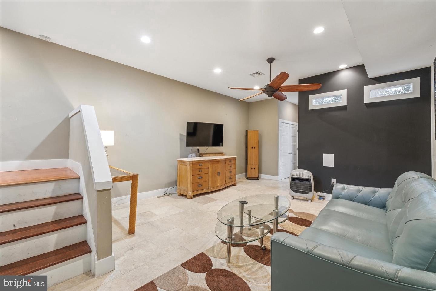 WEST POPLAR - Residential