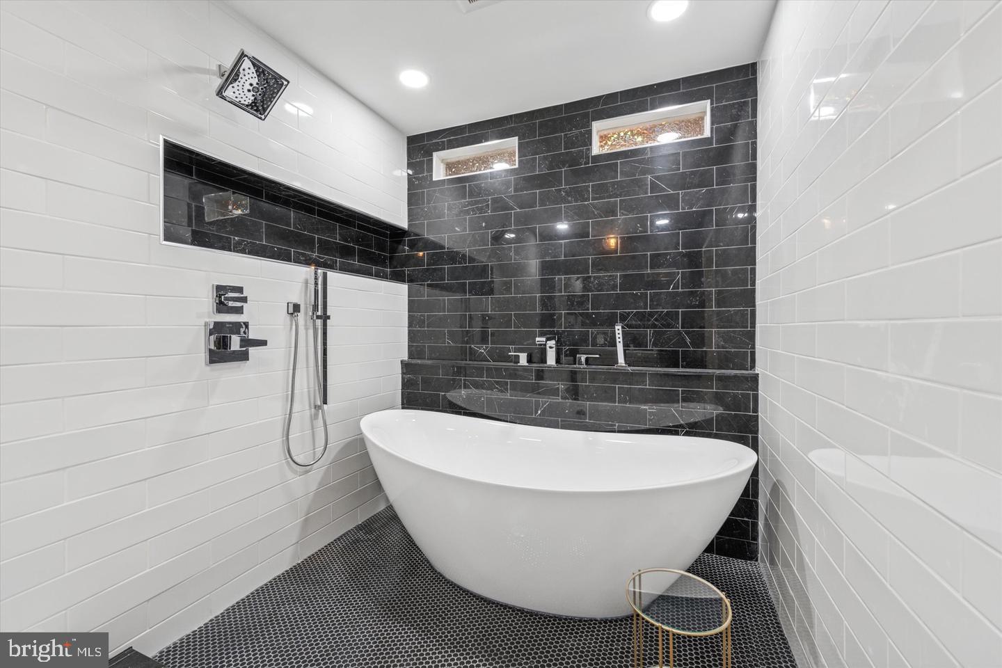 WEST POPLAR - Residential