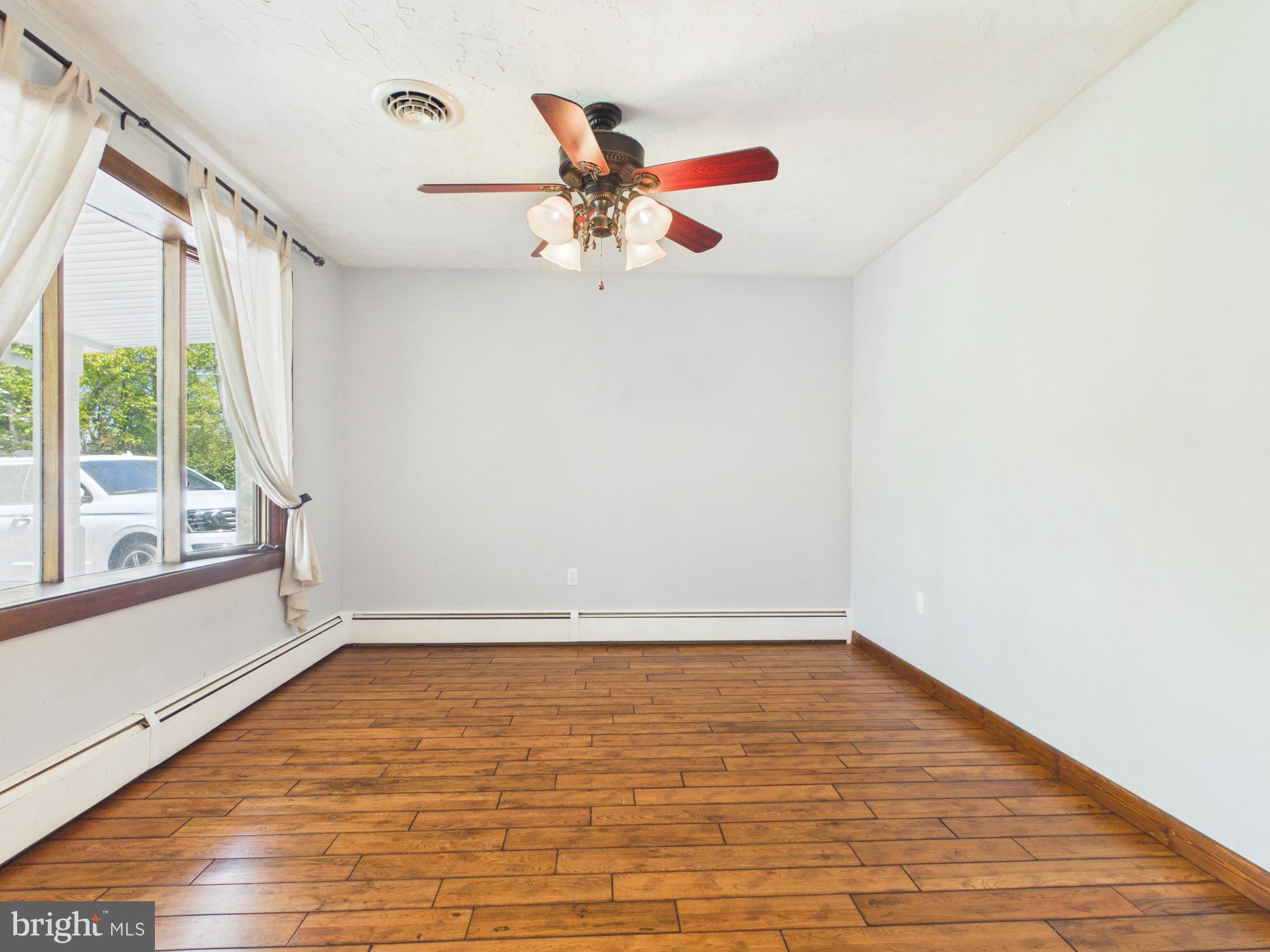 SPRING GROVE - Residential