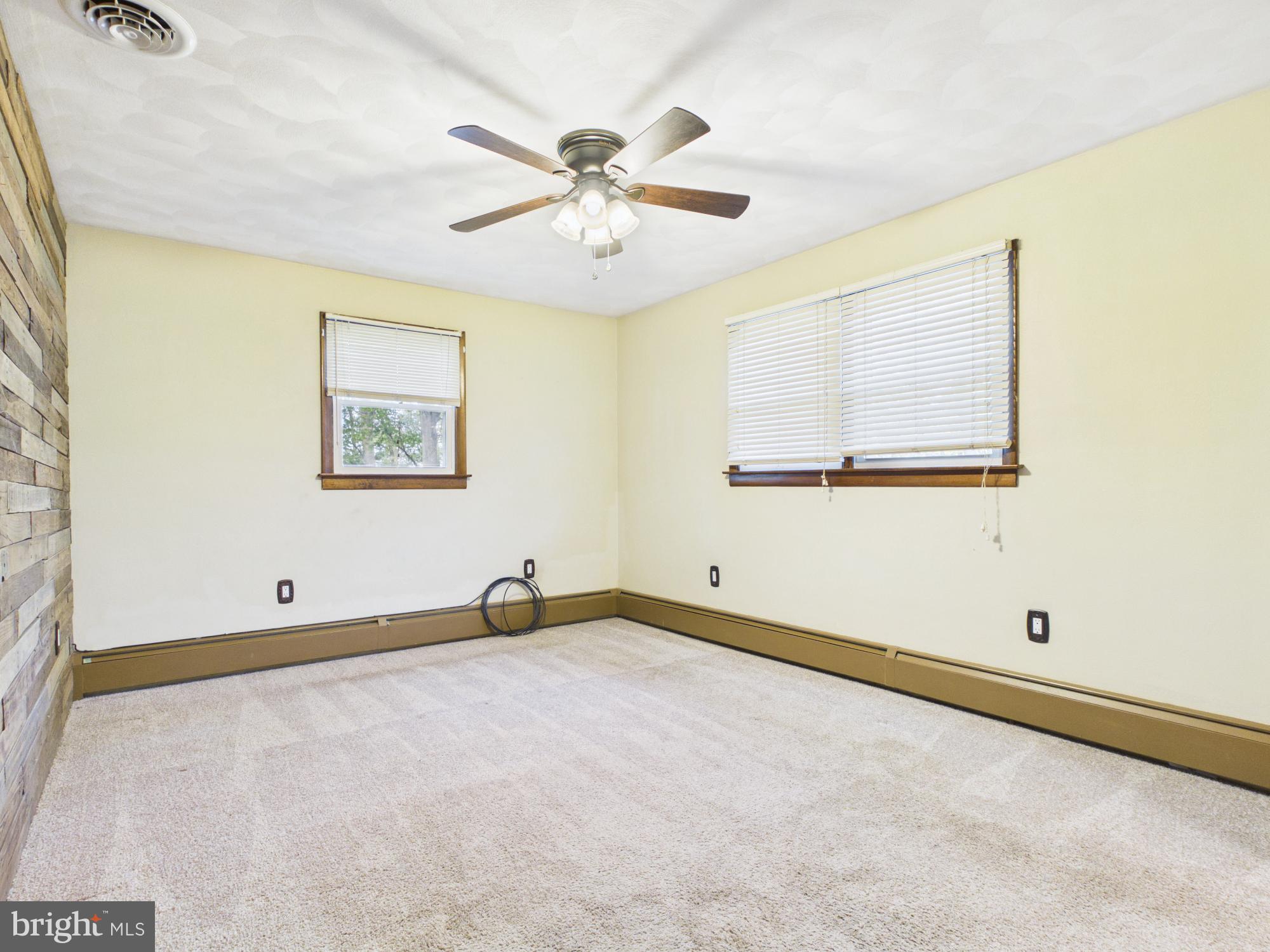 SPRING GROVE - Residential