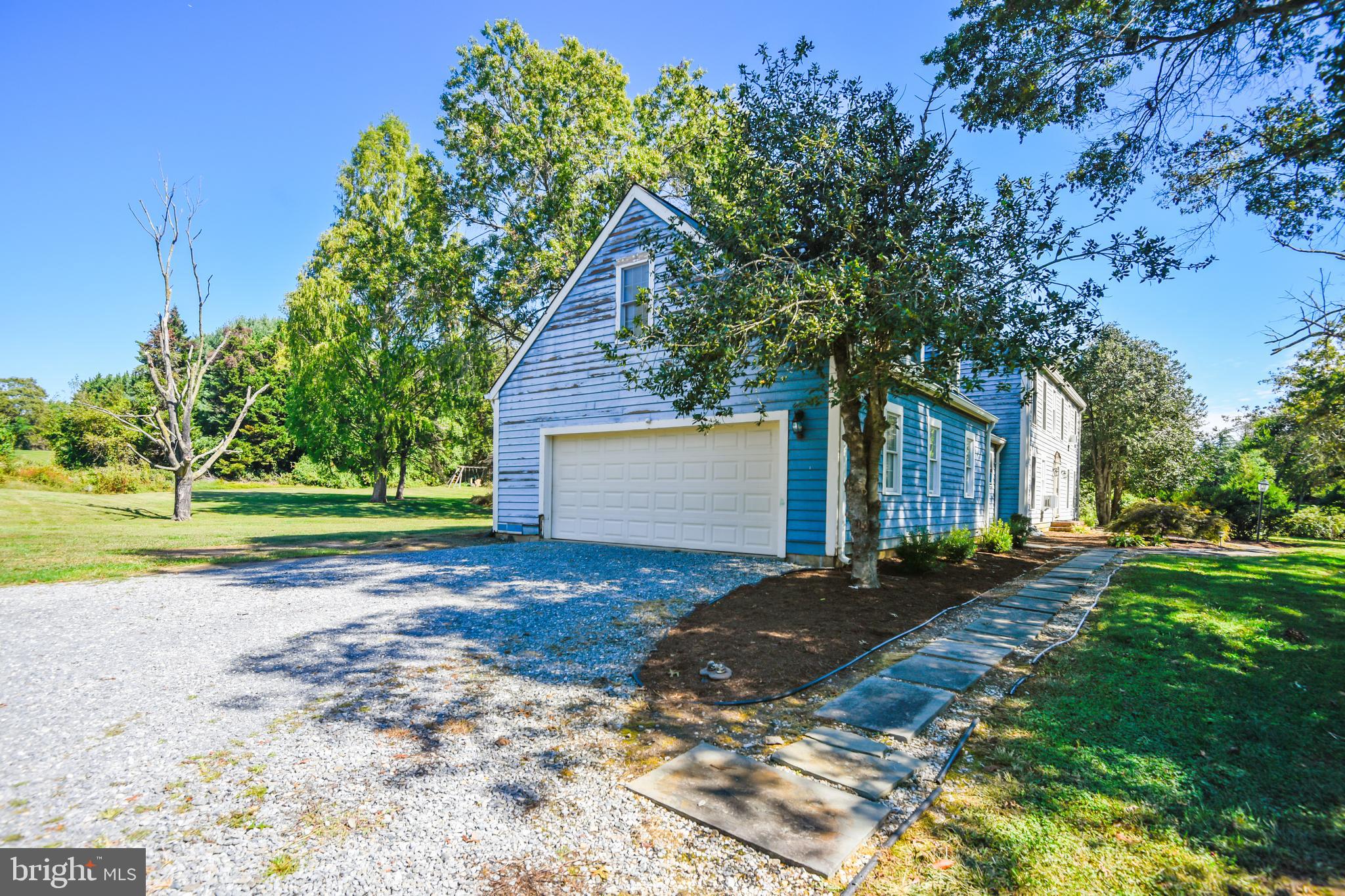 ROYALE GLEN - Residential