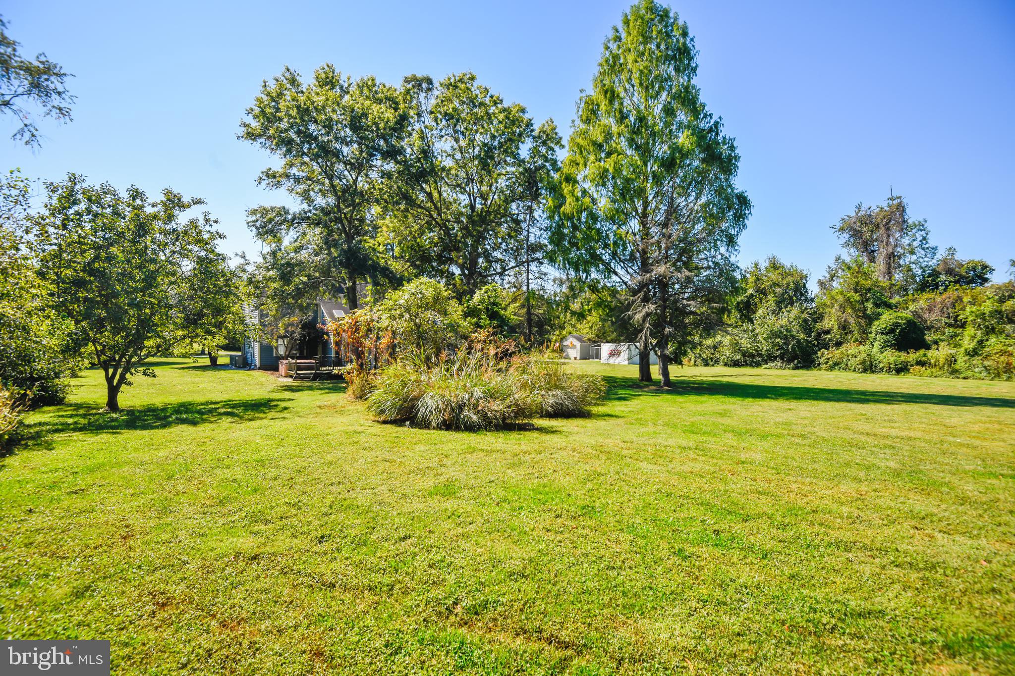 ROYALE GLEN - Residential