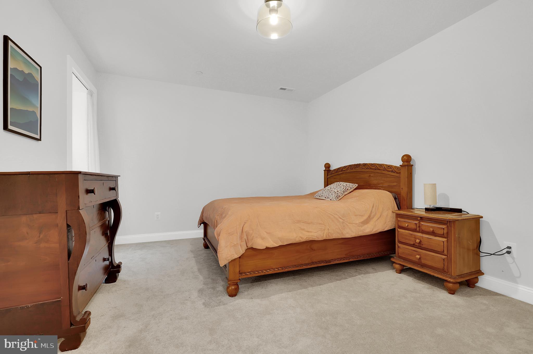 NORTH BETHESDA GROVE - Residential