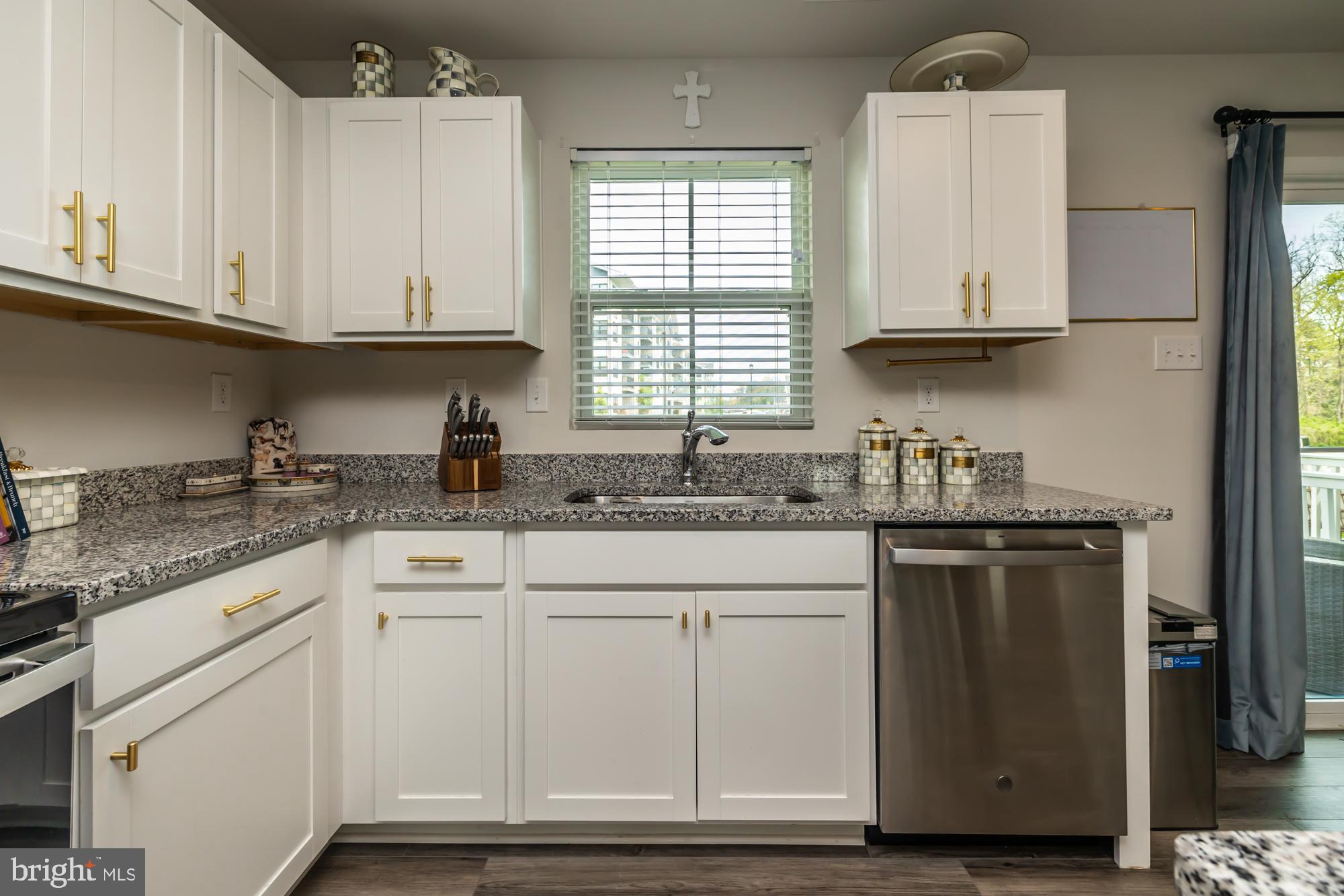 SANATOGA RIDGE COMM - Residential