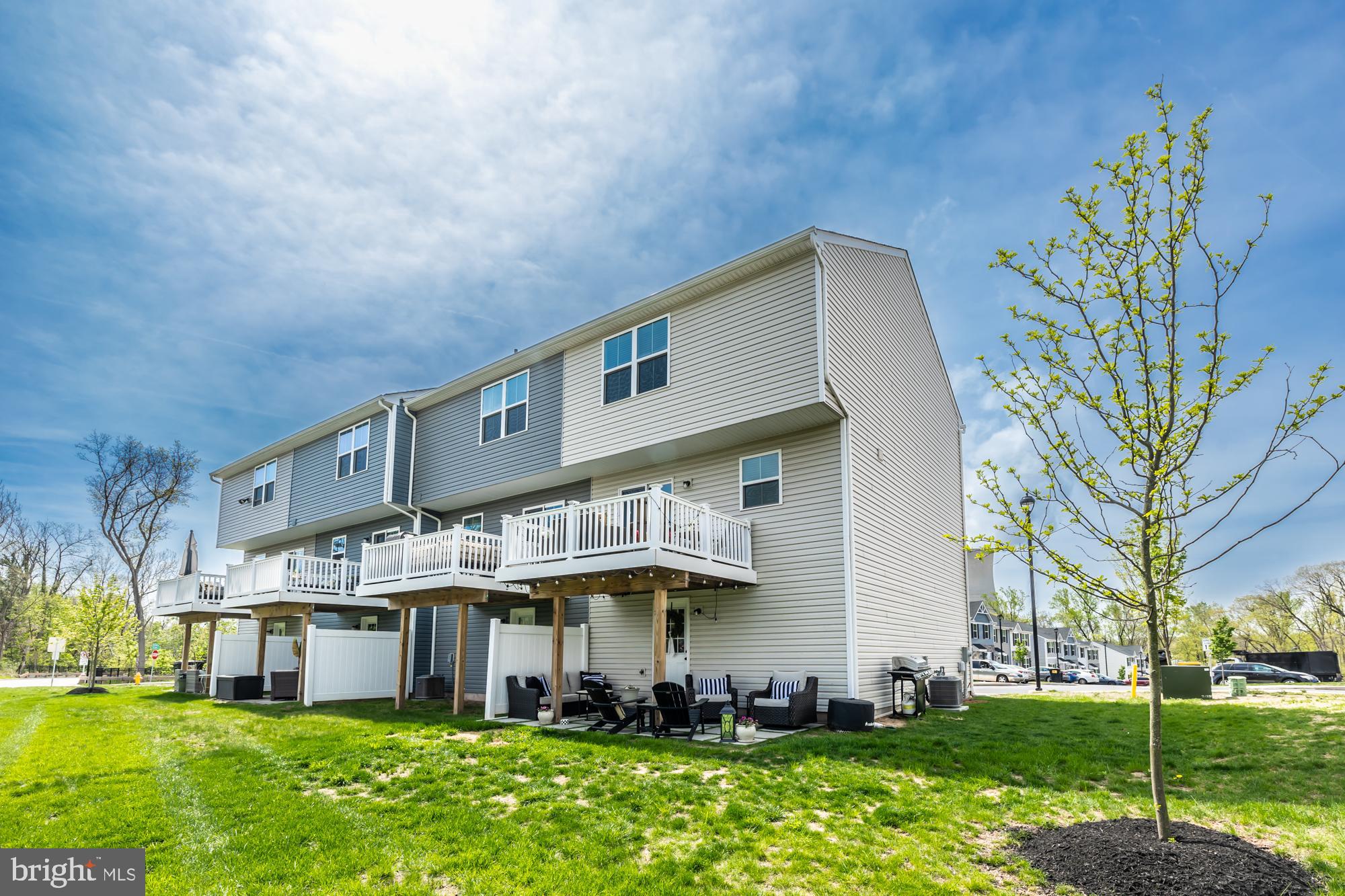 SANATOGA RIDGE COMM - Residential