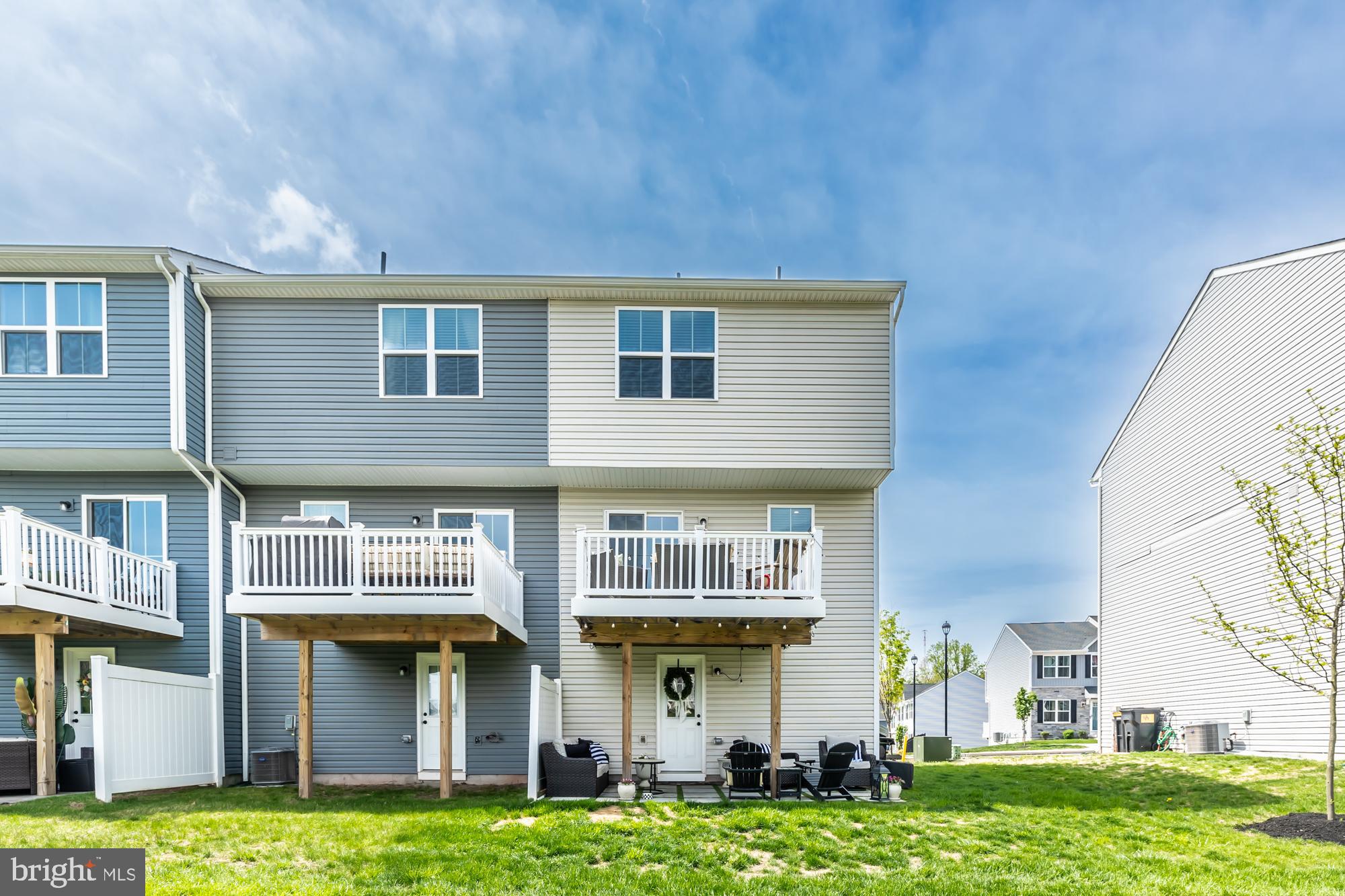 SANATOGA RIDGE COMM - Residential