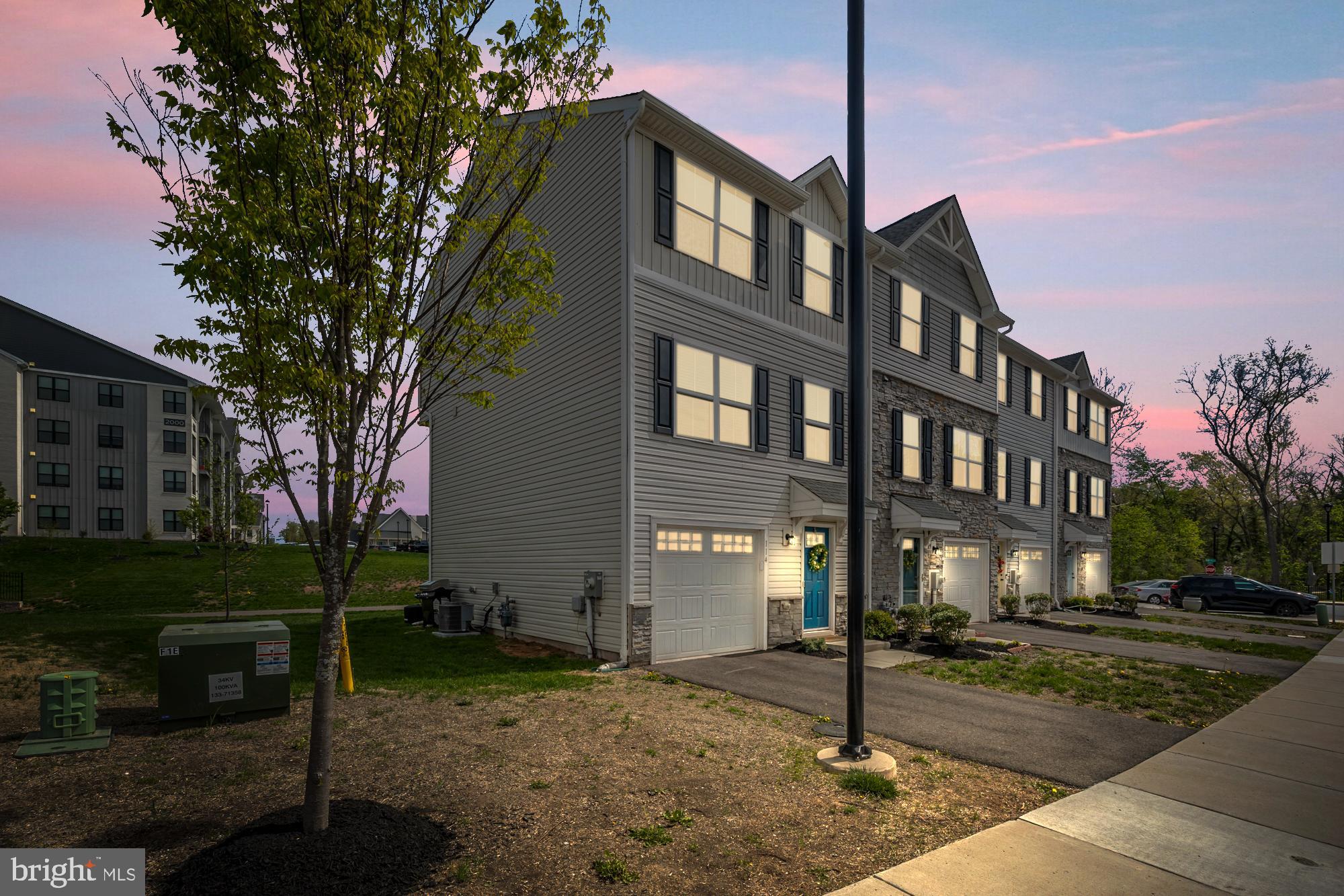 SANATOGA RIDGE COMM - Residential