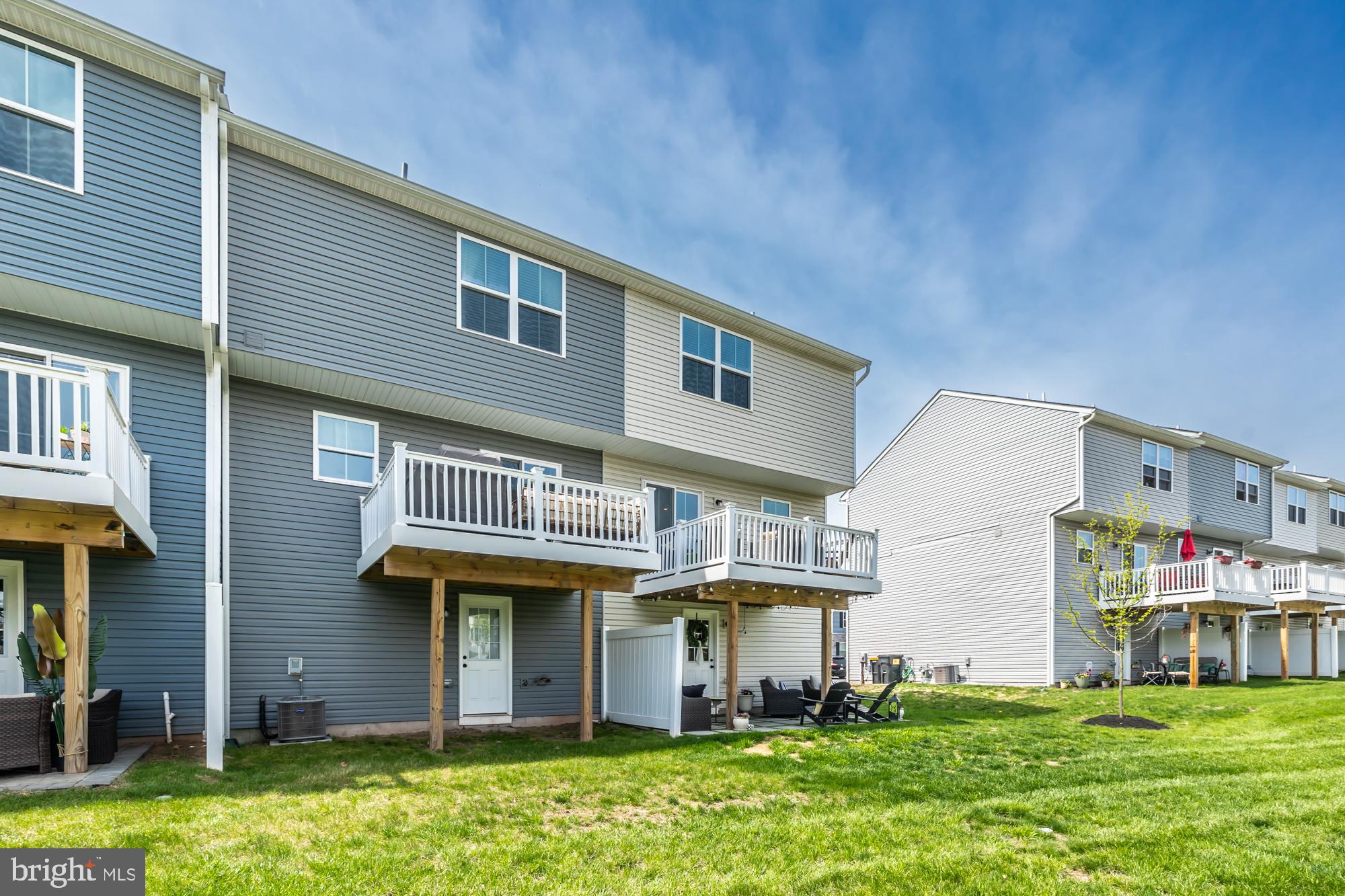 SANATOGA RIDGE COMM - Residential