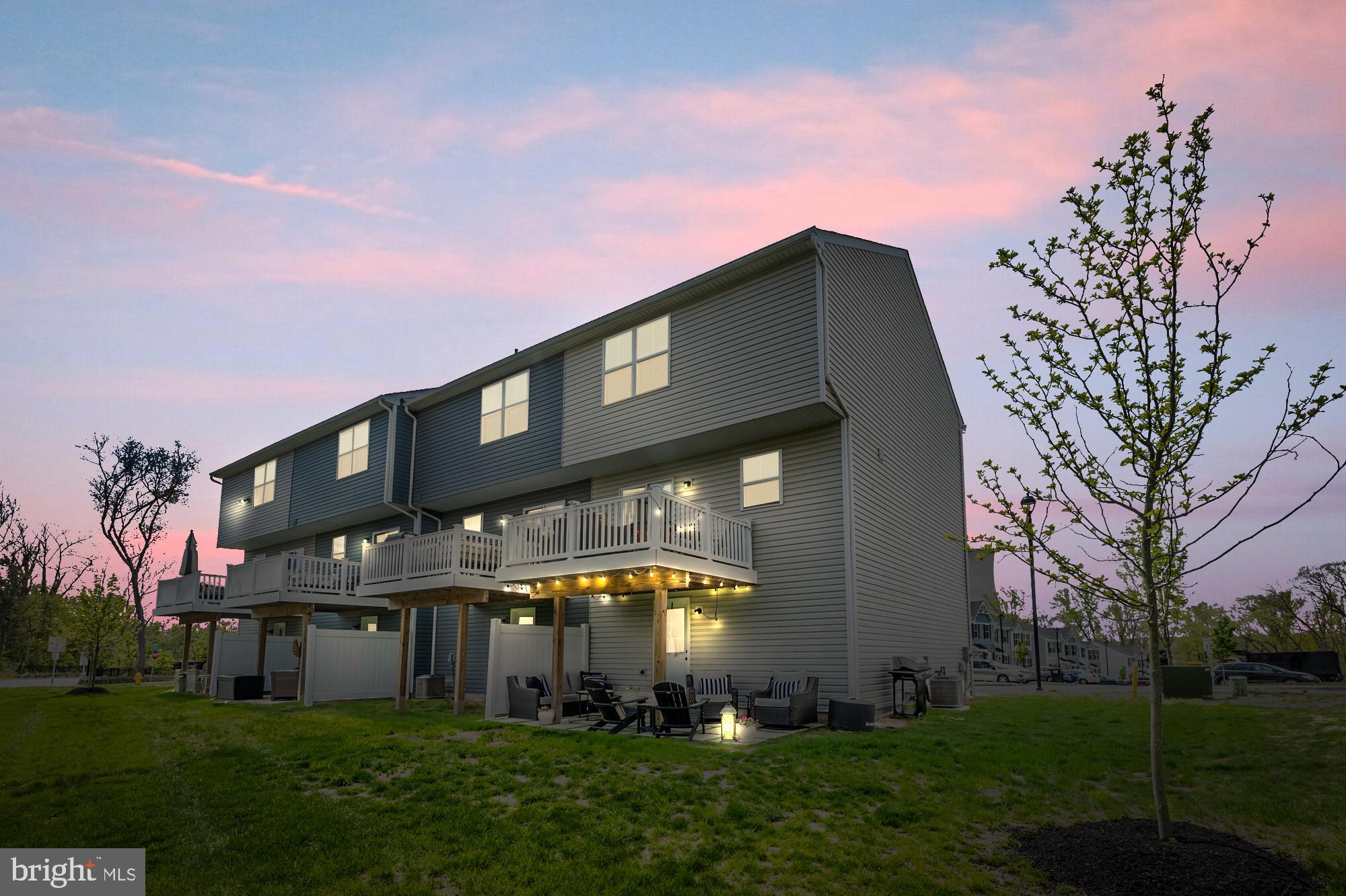 SANATOGA RIDGE COMM - Residential