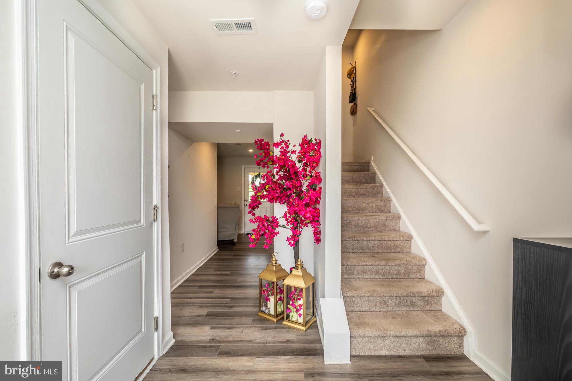 SANATOGA RIDGE COMM - Residential