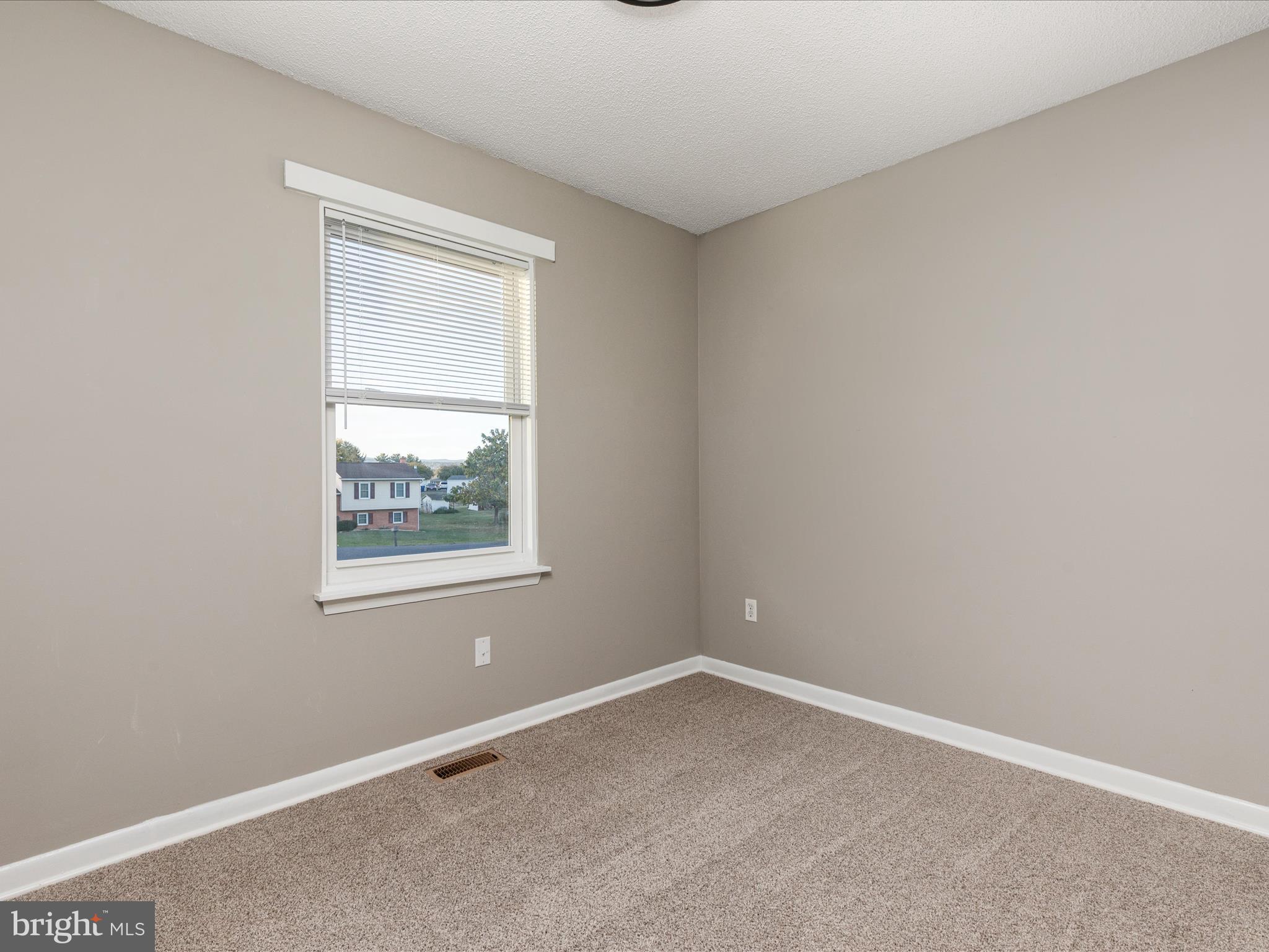 TIMBER HILLS - Residential