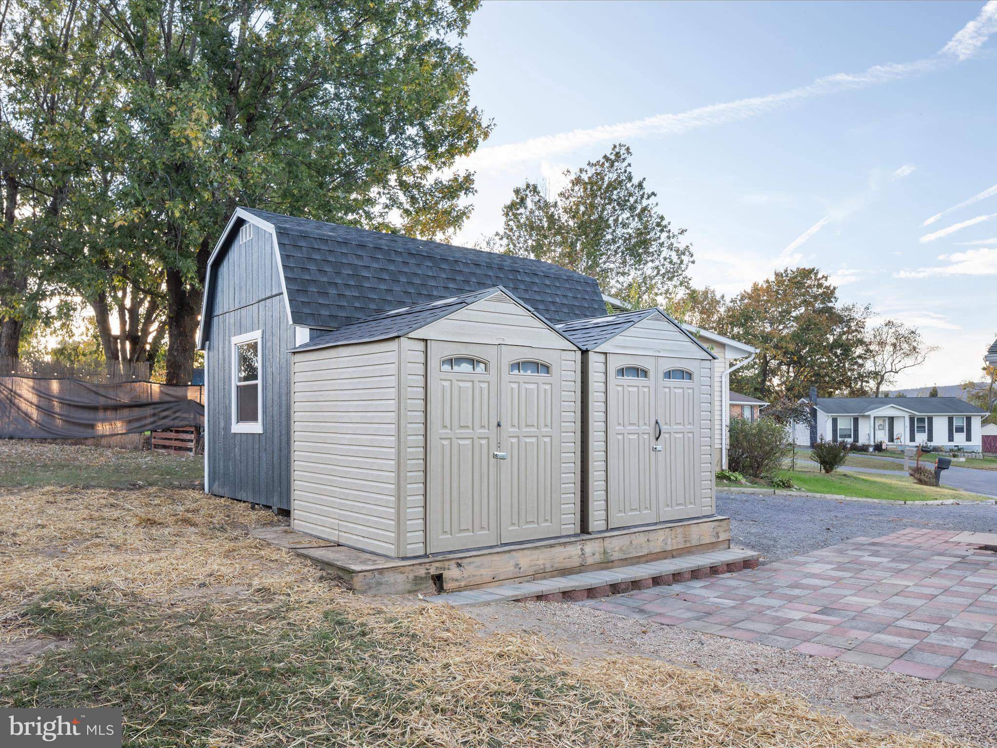 TIMBER HILLS - Residential