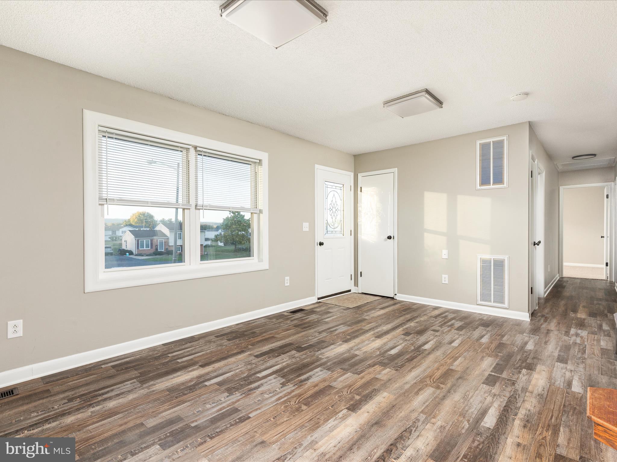 TIMBER HILLS - Residential