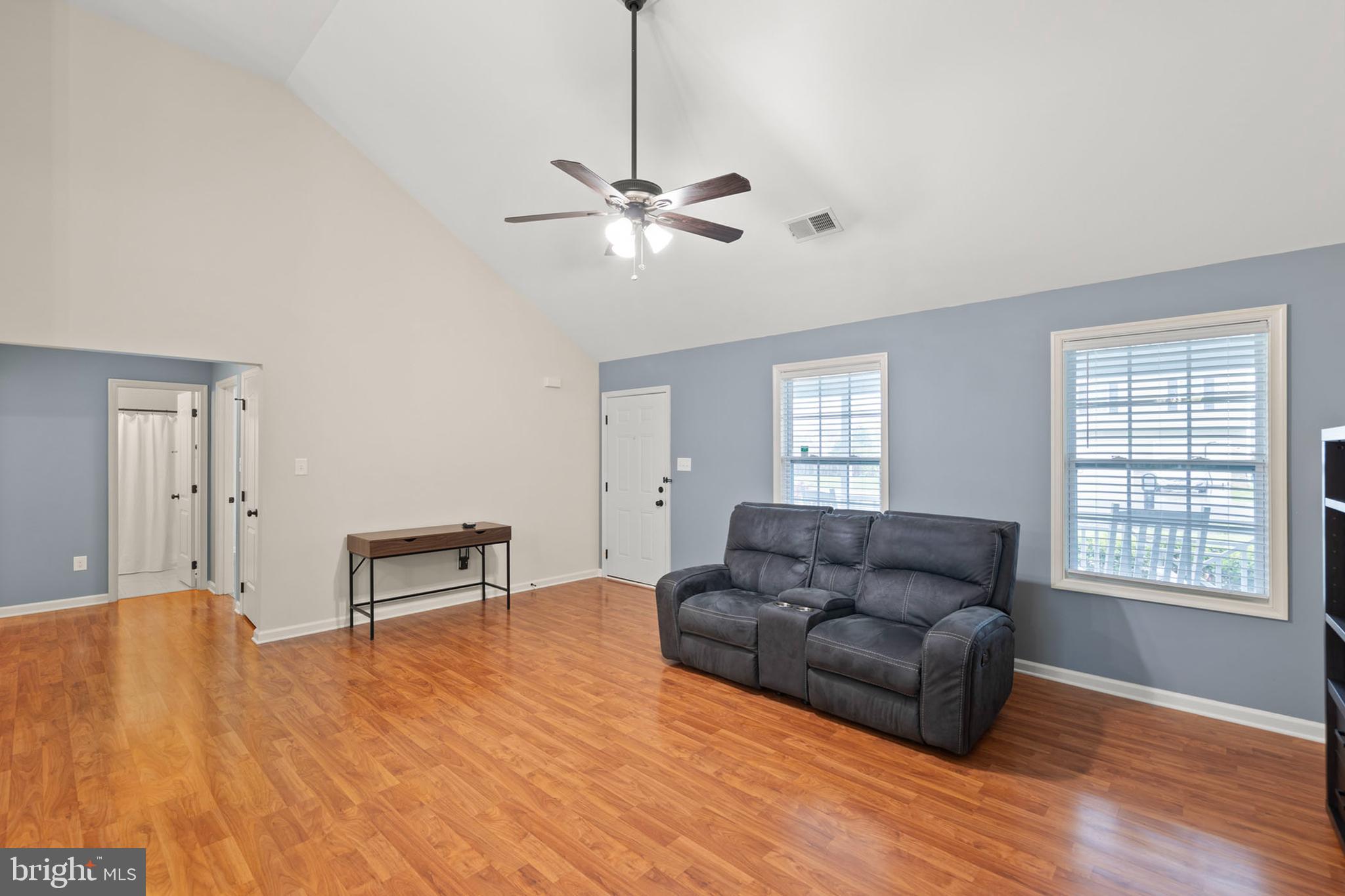 CRESTFIELD - Residential