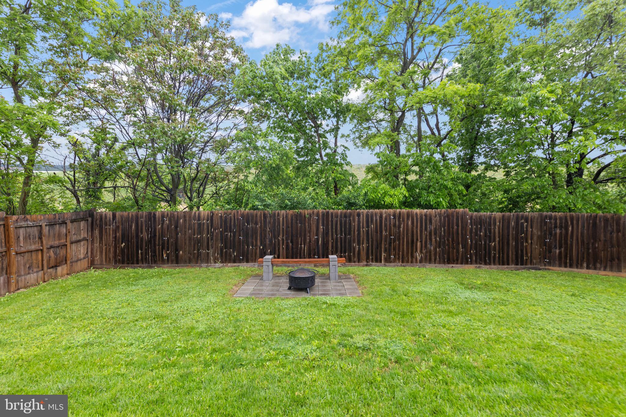 CRESTFIELD - Residential