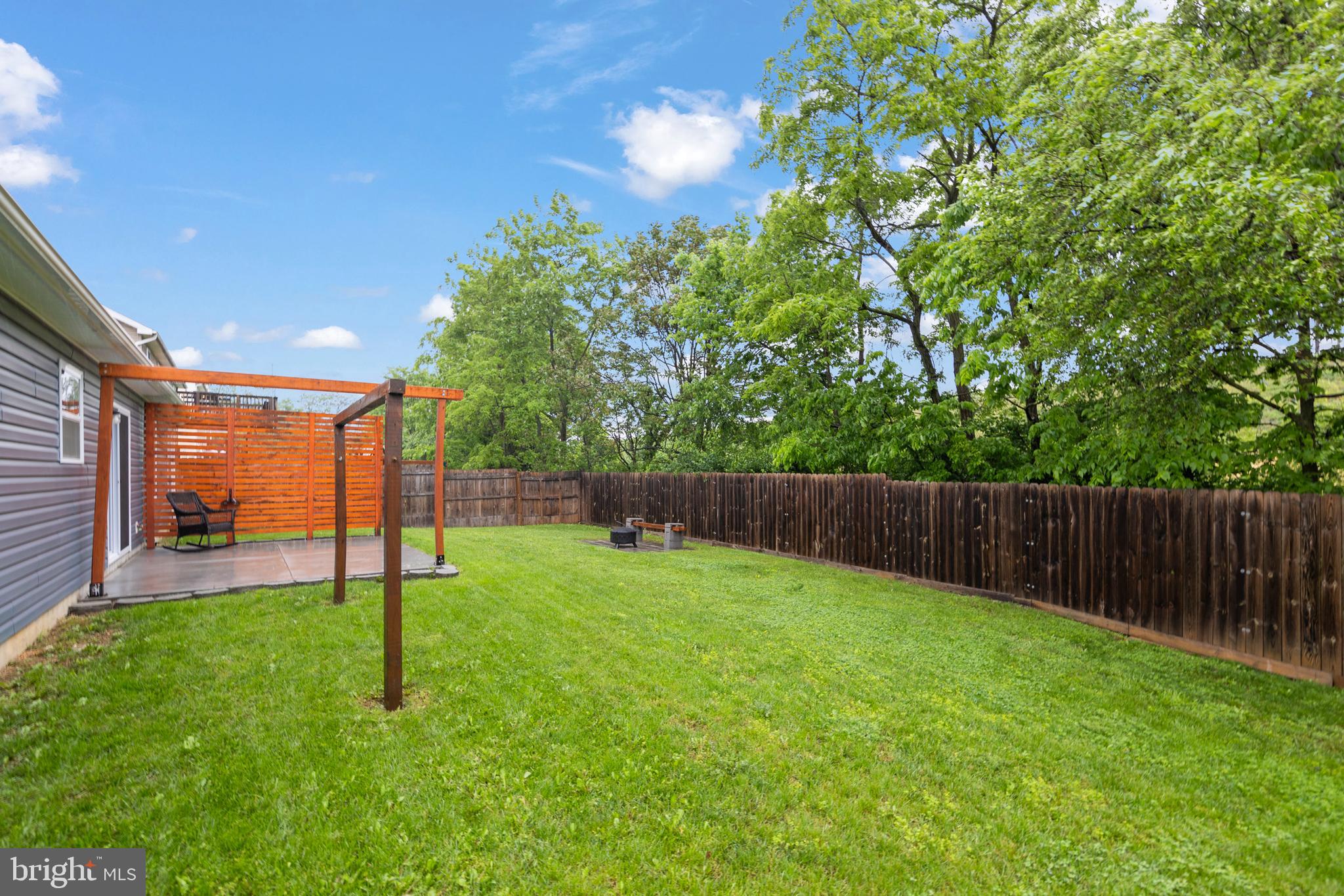 CRESTFIELD - Residential