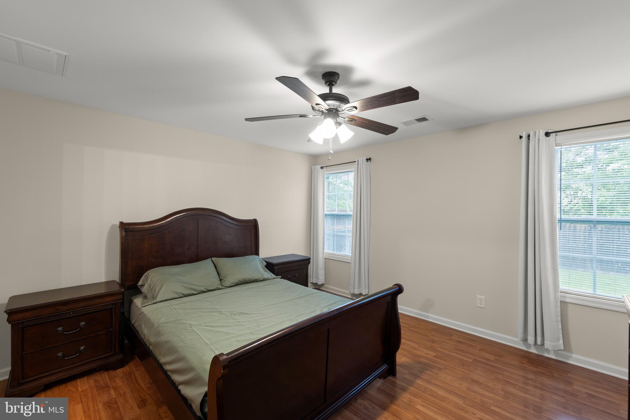 CRESTFIELD - Residential