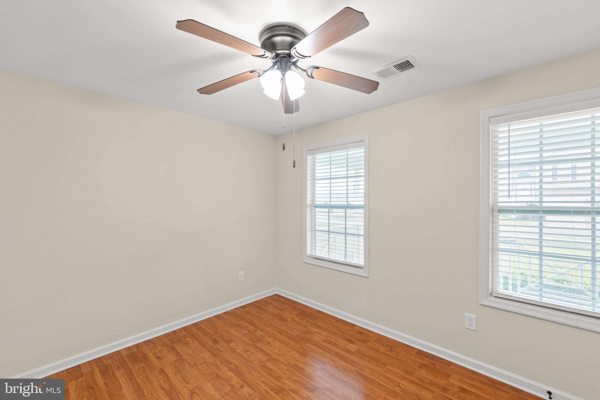 CRESTFIELD - Residential